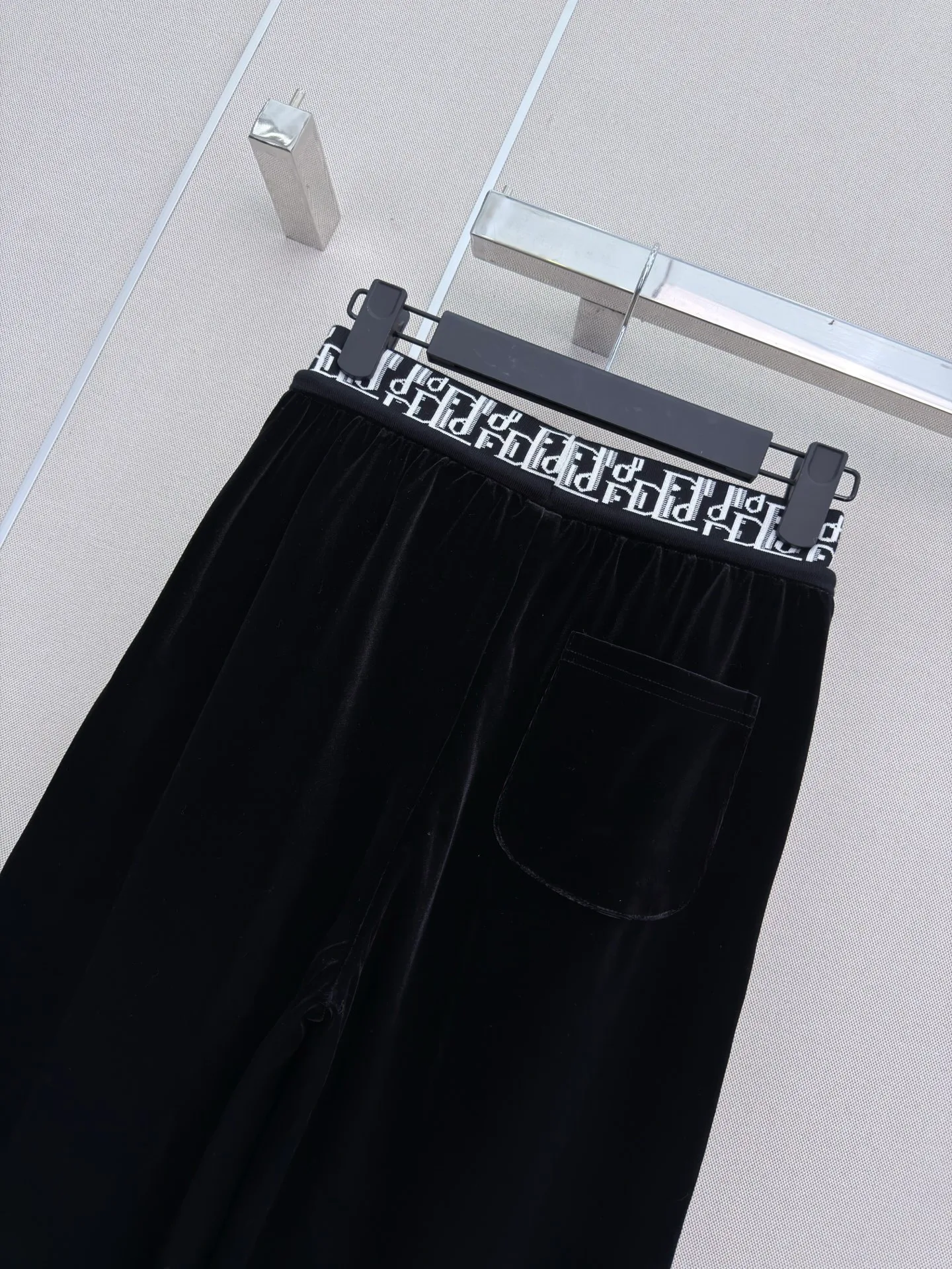 Брюки Женские Christian Dior 18402386