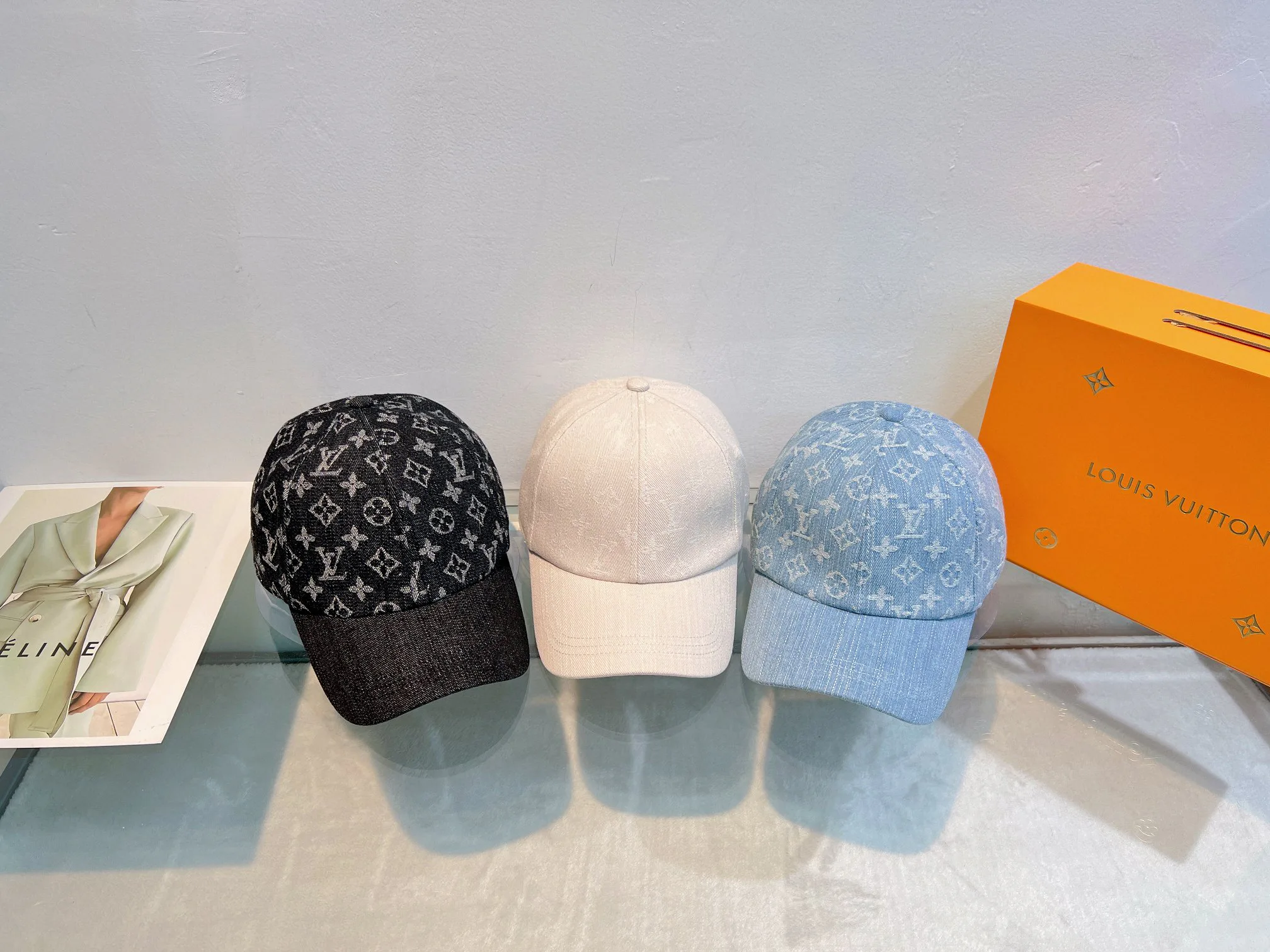 Головные Уборы Louis Vuitton 21023