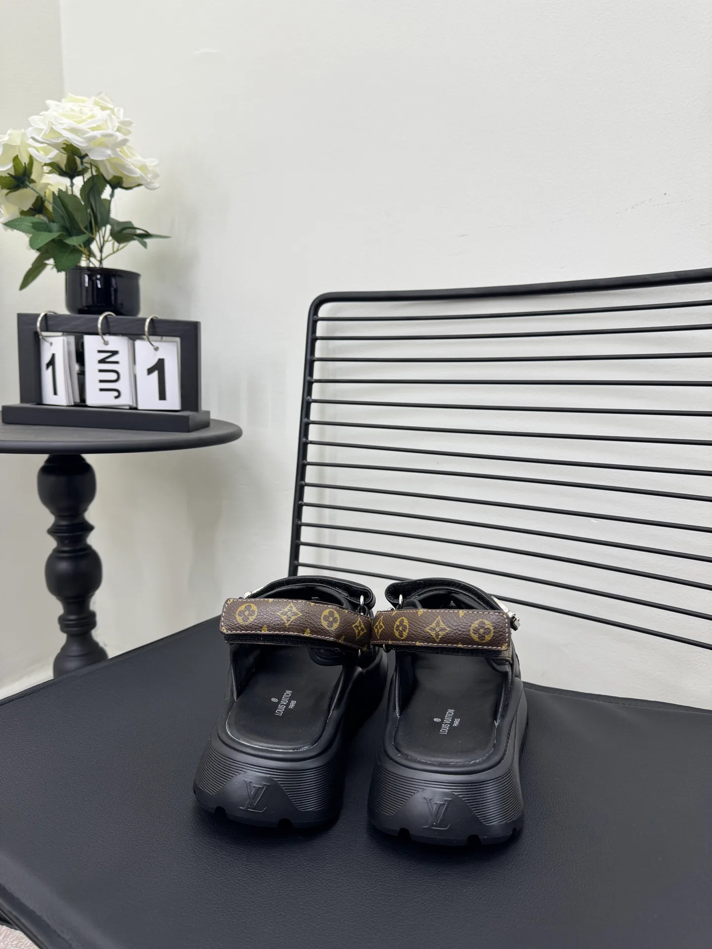 Сандалии Женские Louis Vuitton 11055249