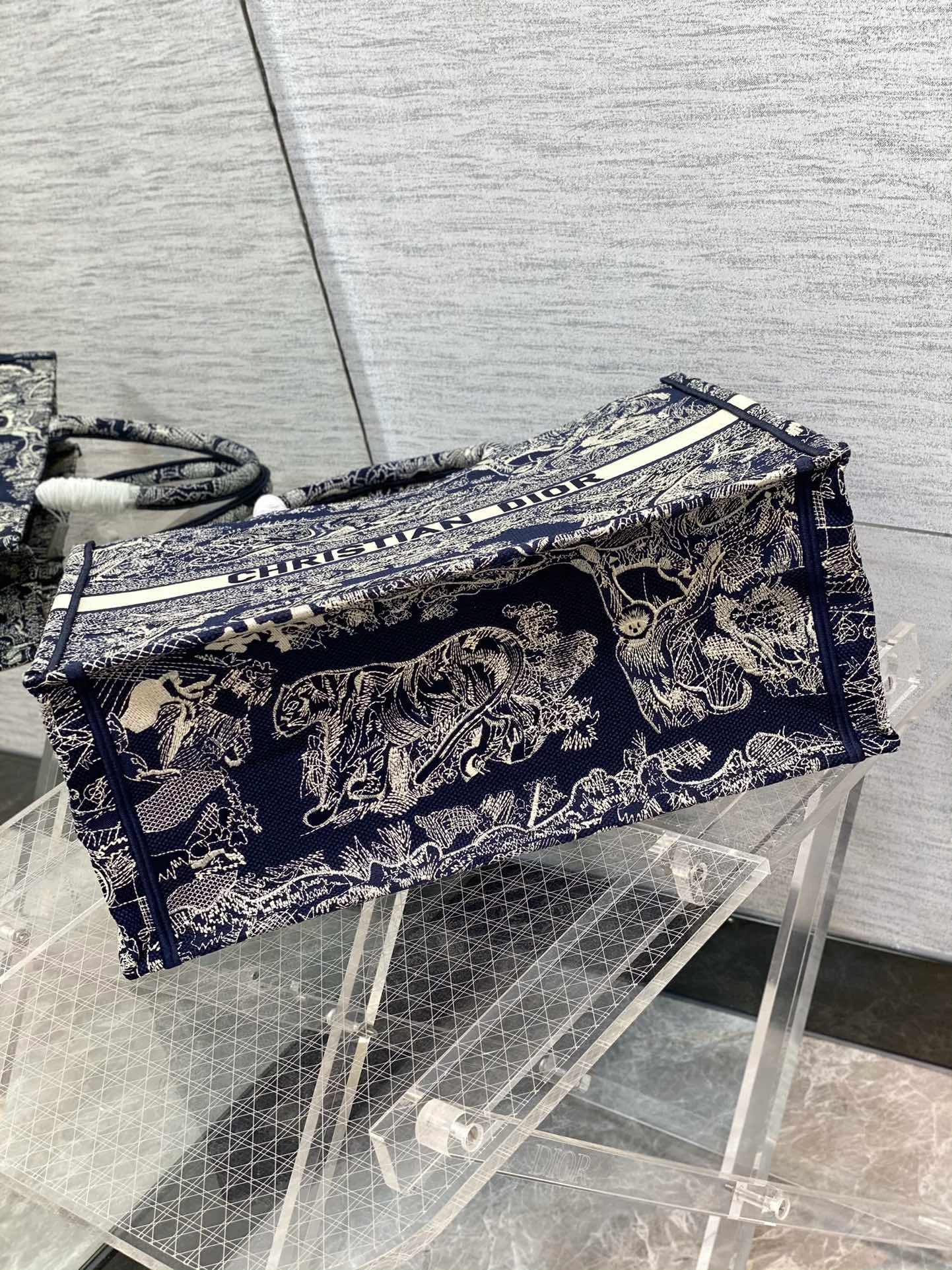 Классические Сумки Женские Christian Dior 11224024