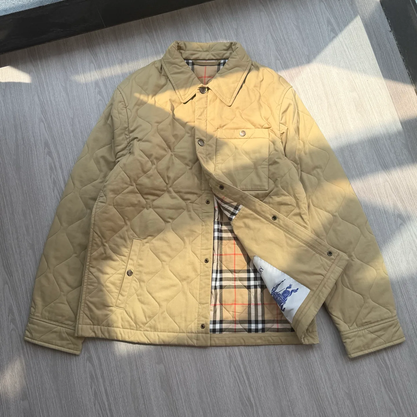 Куртки И Пуховики Женские Burberry 19731046