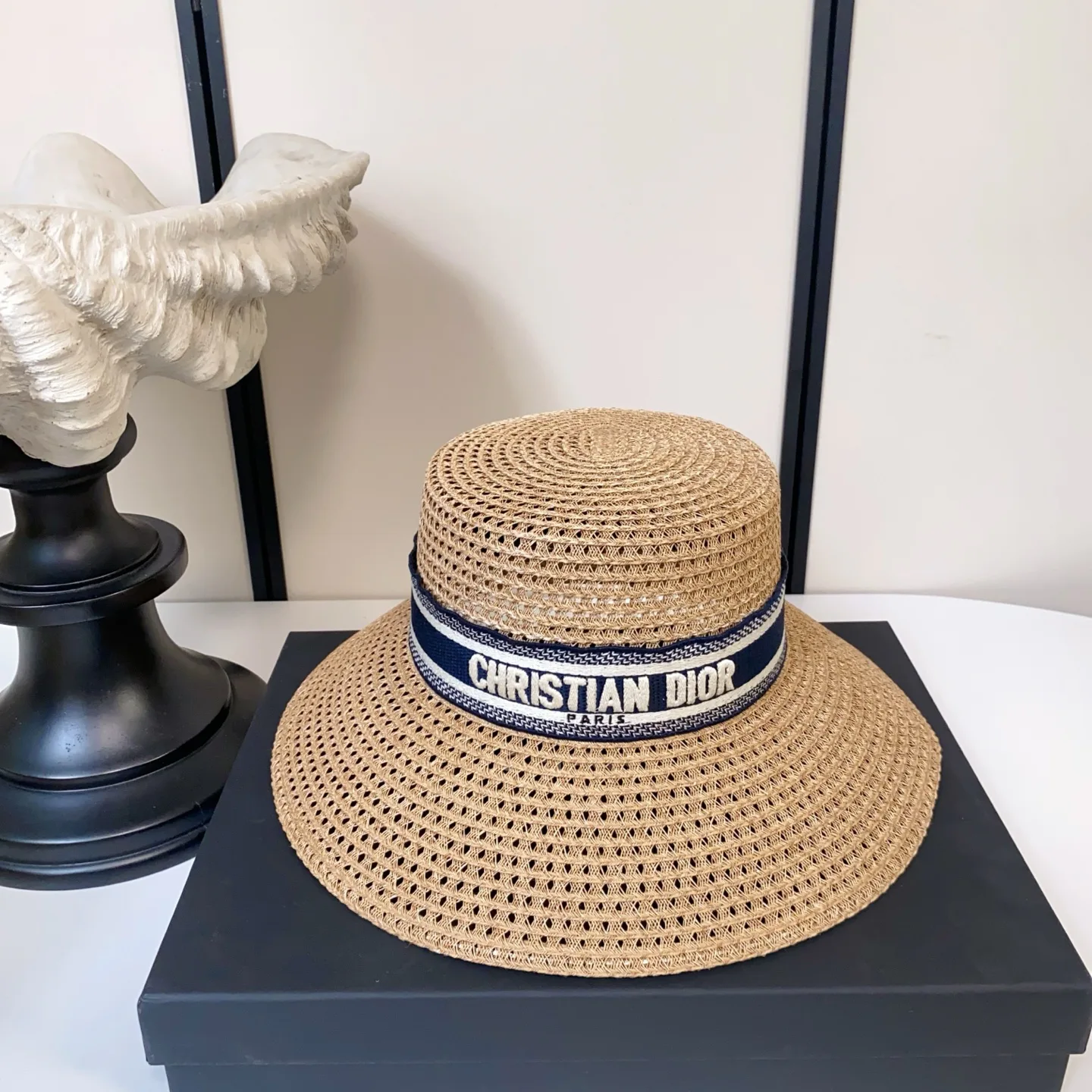 Головные Уборы Christian Dior 13569659