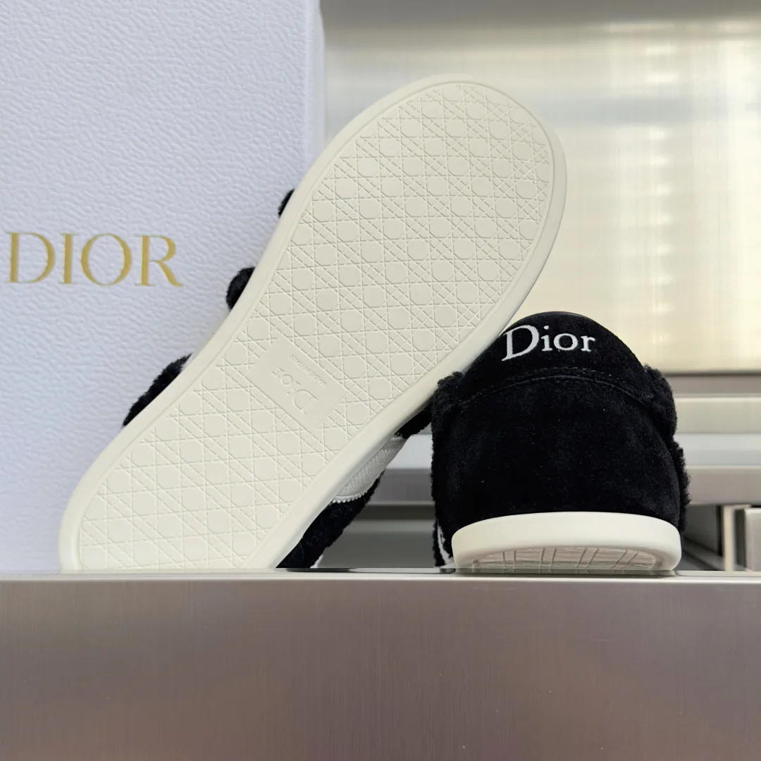Кроссовки Женские Christian Dior 18718915