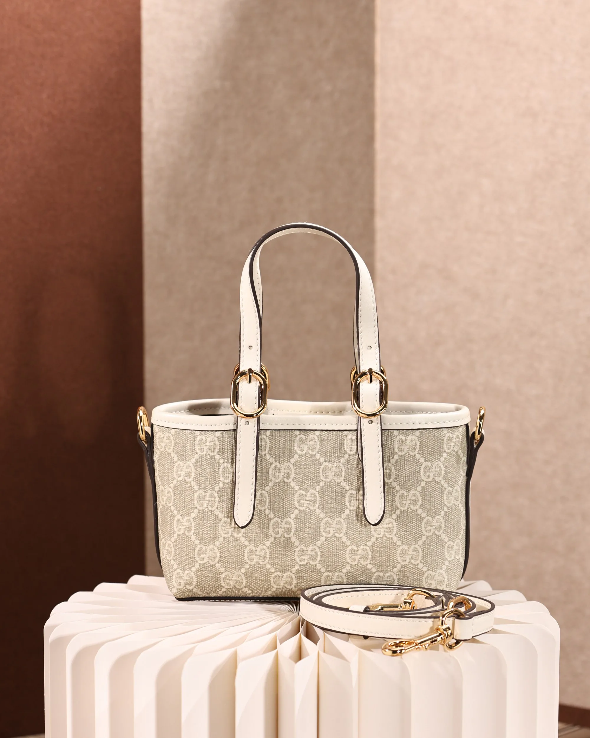 Классические Сумки Женские Gucci 1270579