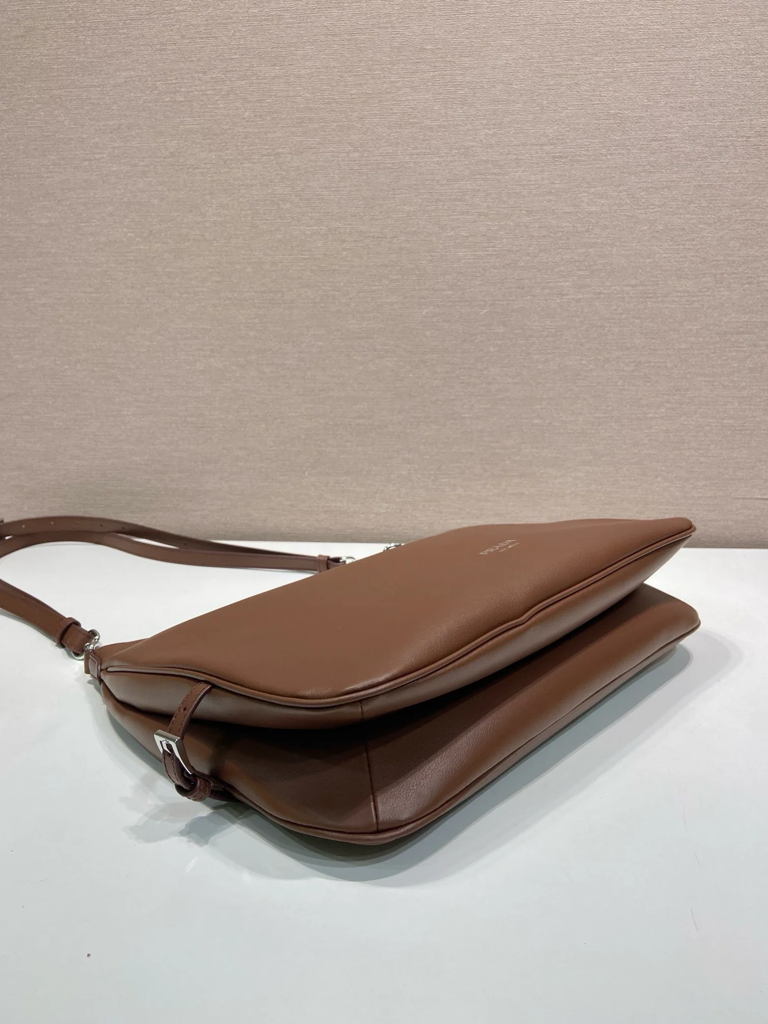 Сумки На Ремне Женские Prada 13162677