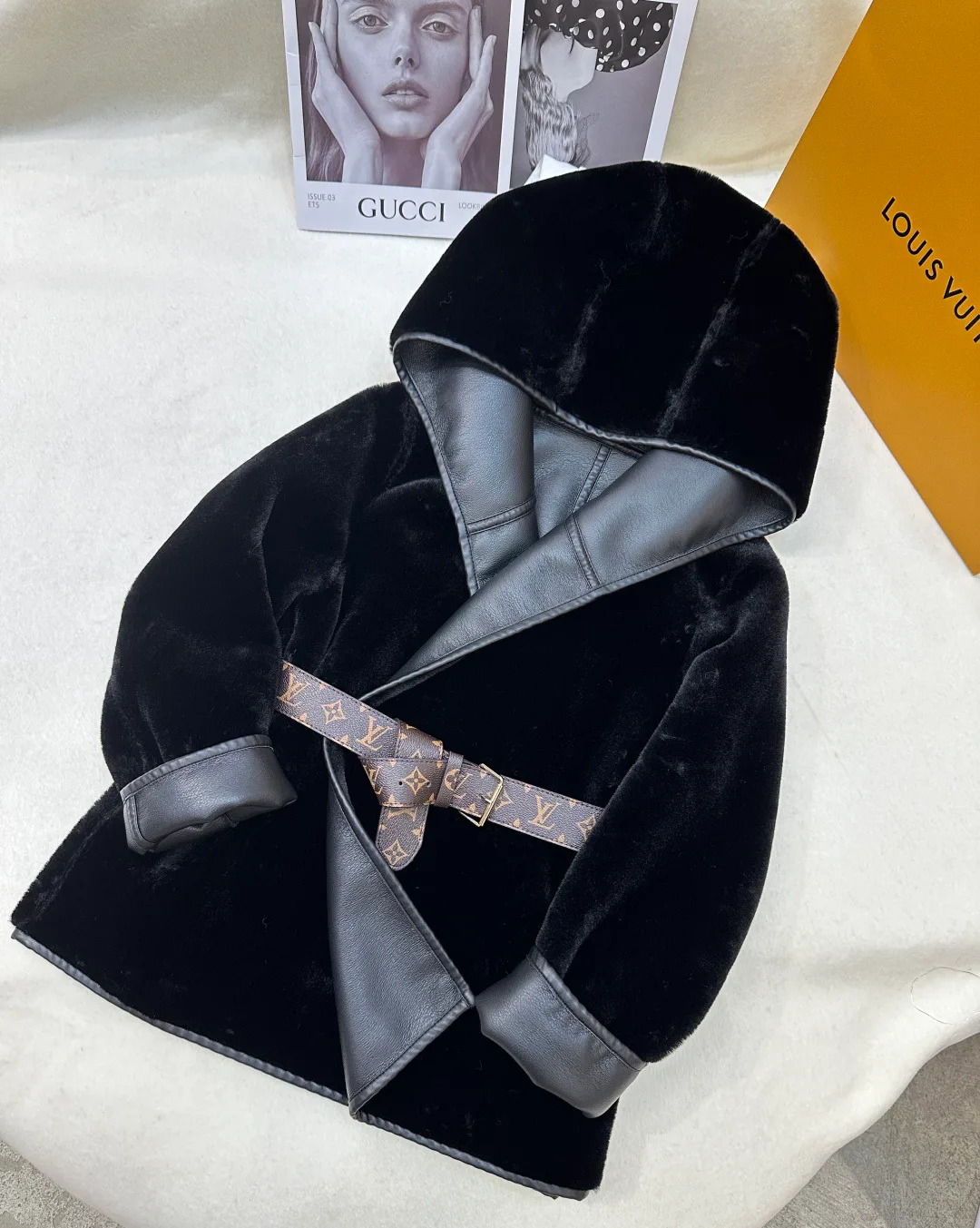 Кожаные Куртки И Дублёнки Женские Louis Vuitton 9983807