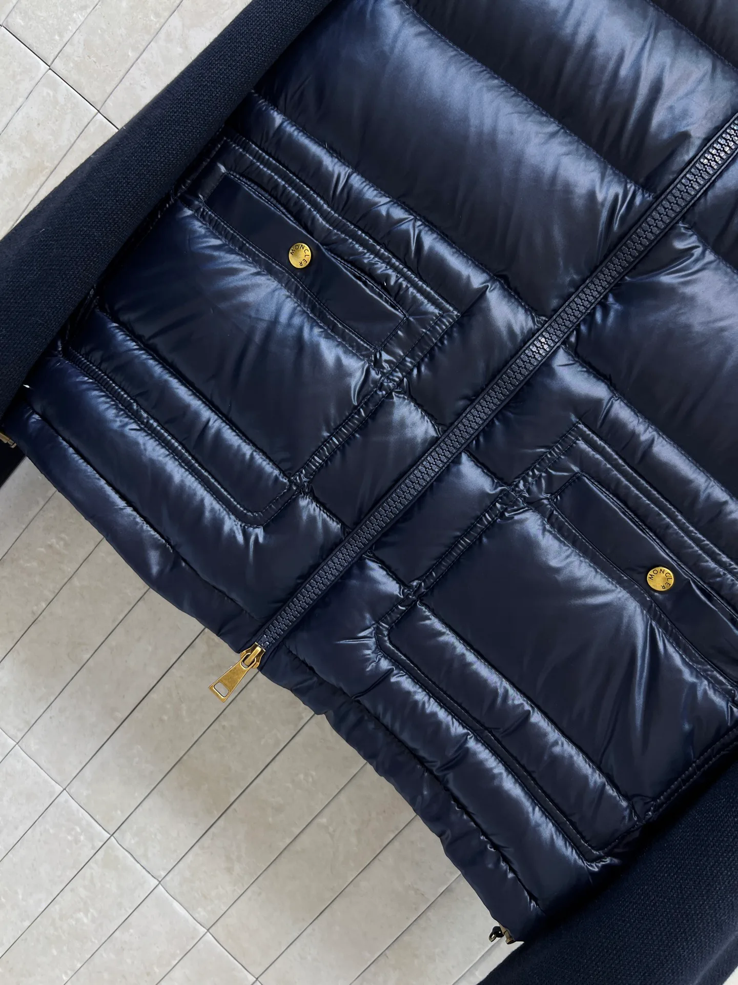 Куртки И Пуховики Женские Moncler 19337216