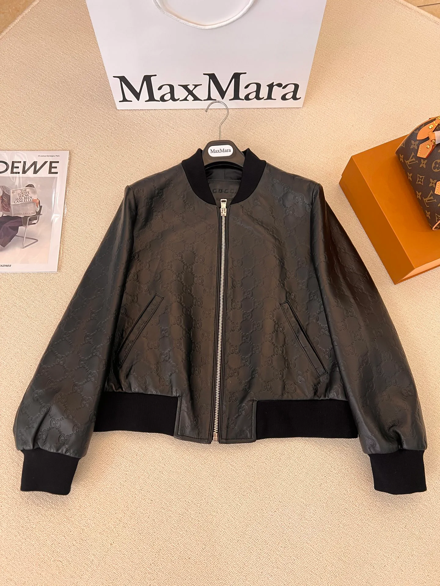 Кожаные Куртки И Дублёнки Женские Gucci 11491538