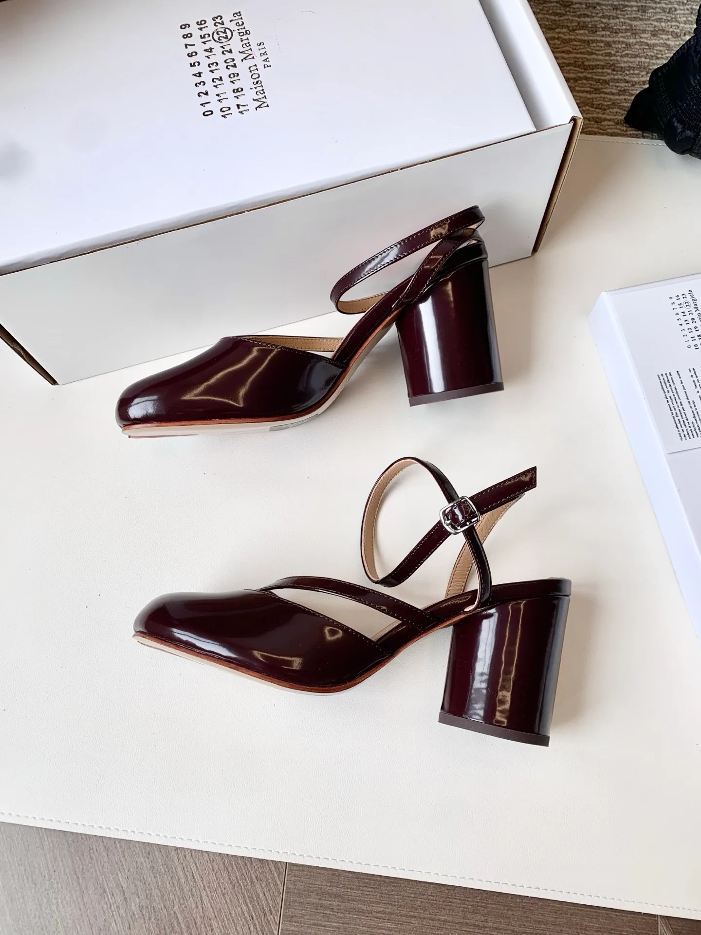 Босоножки Женские Maison Margiela 17628624