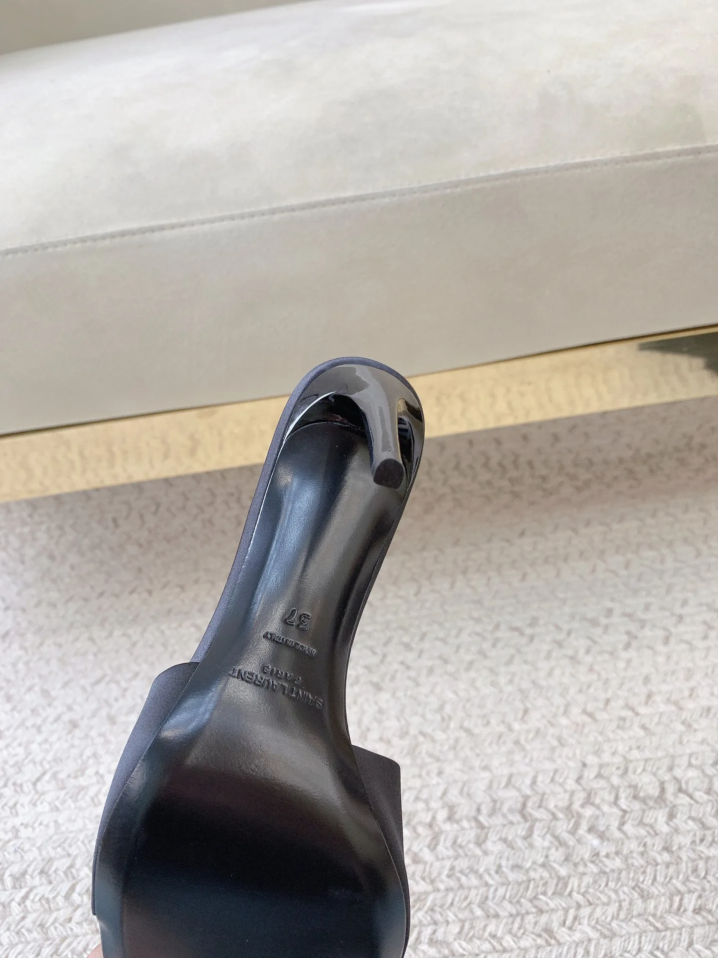 Босоножки Женские Saint Laurent 23835