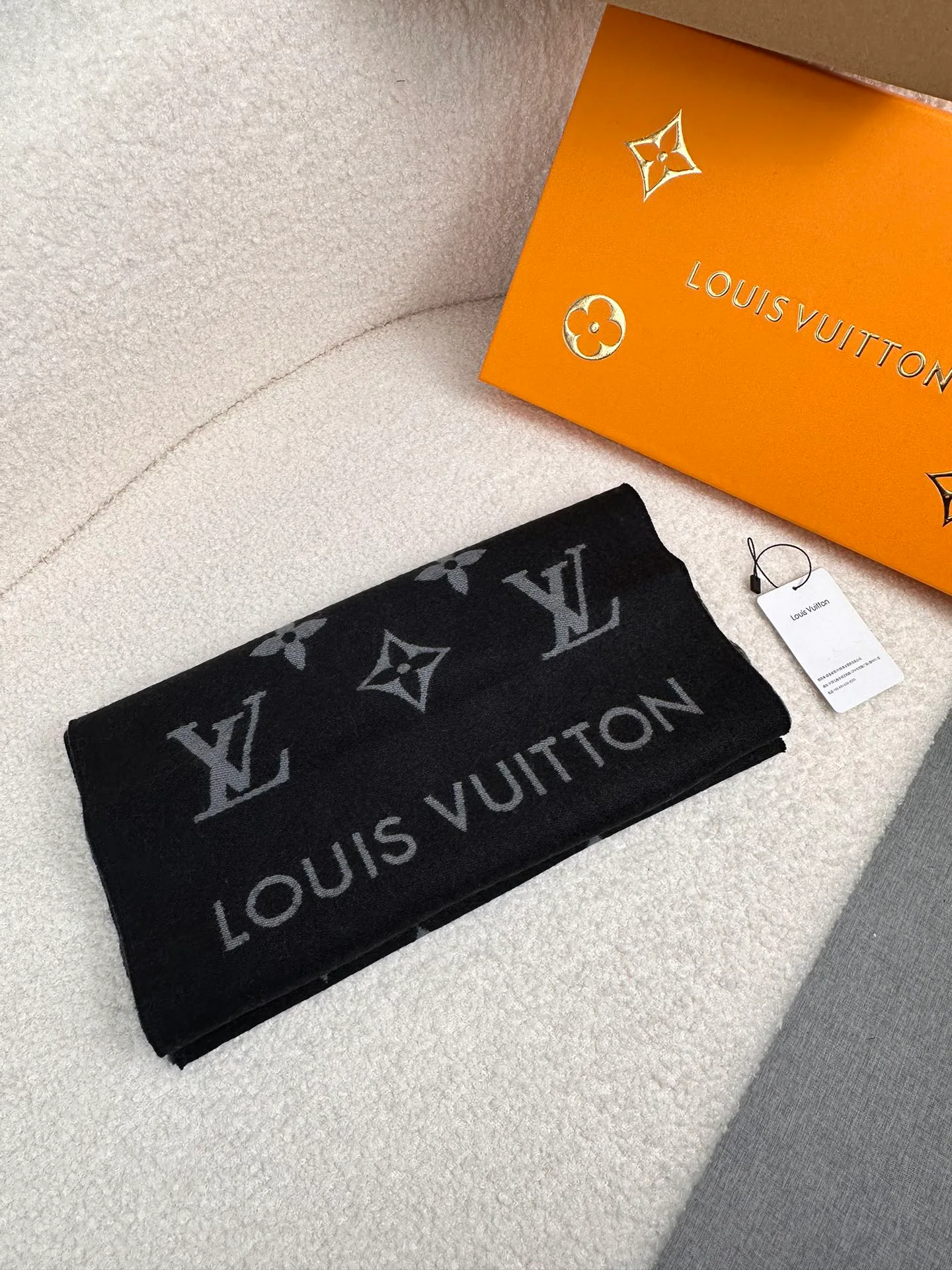 Шарфы Louis Vuitton 1176288