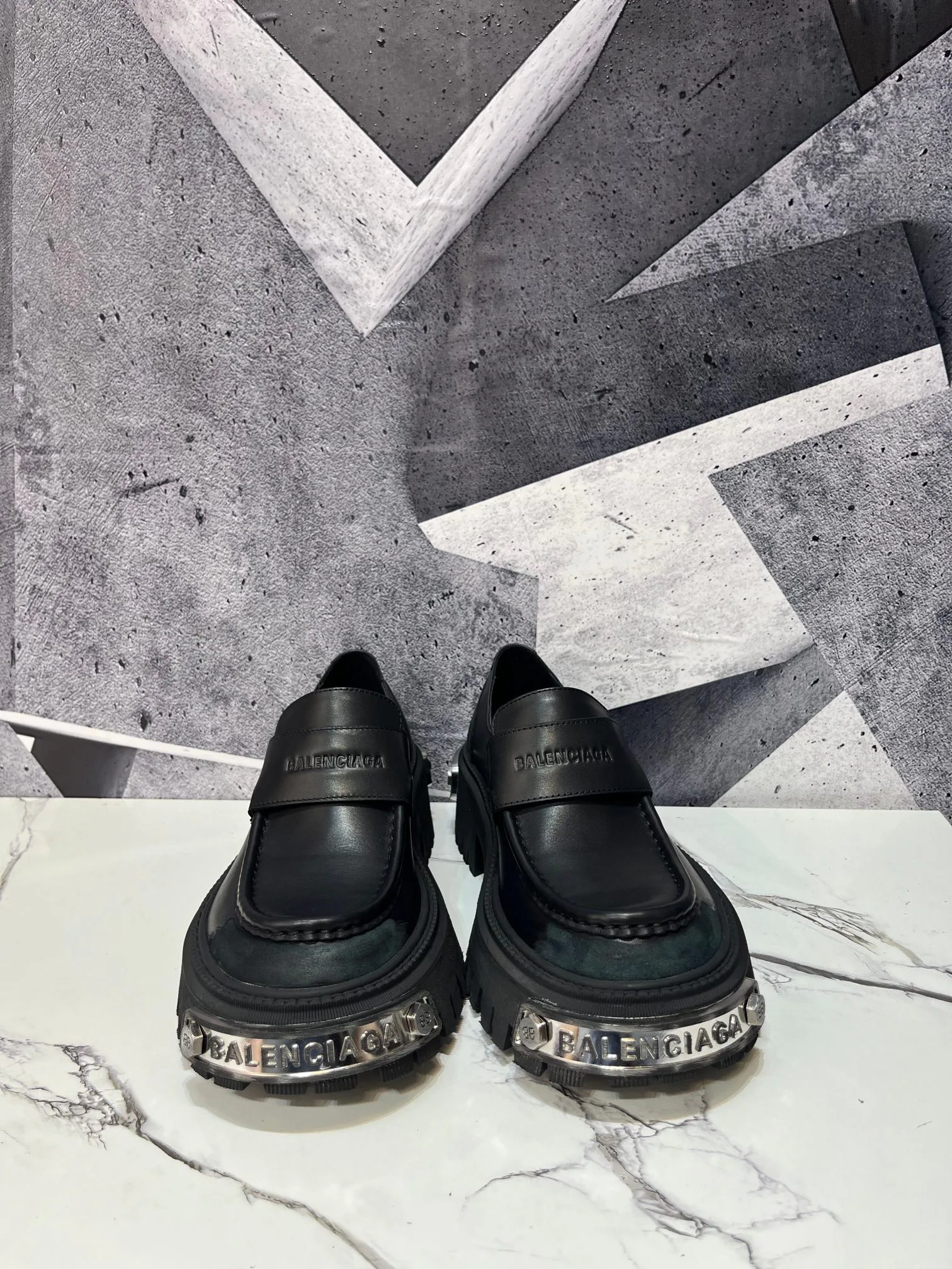 Лоферы Женские Balenciaga 530686