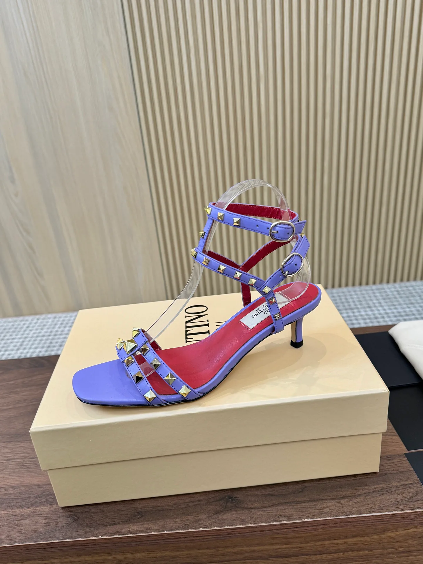 Босоножки Женские Valentino 17411462