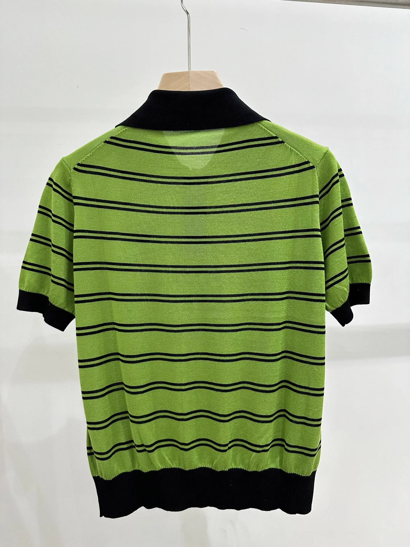 Футболки Женские Prada 23145