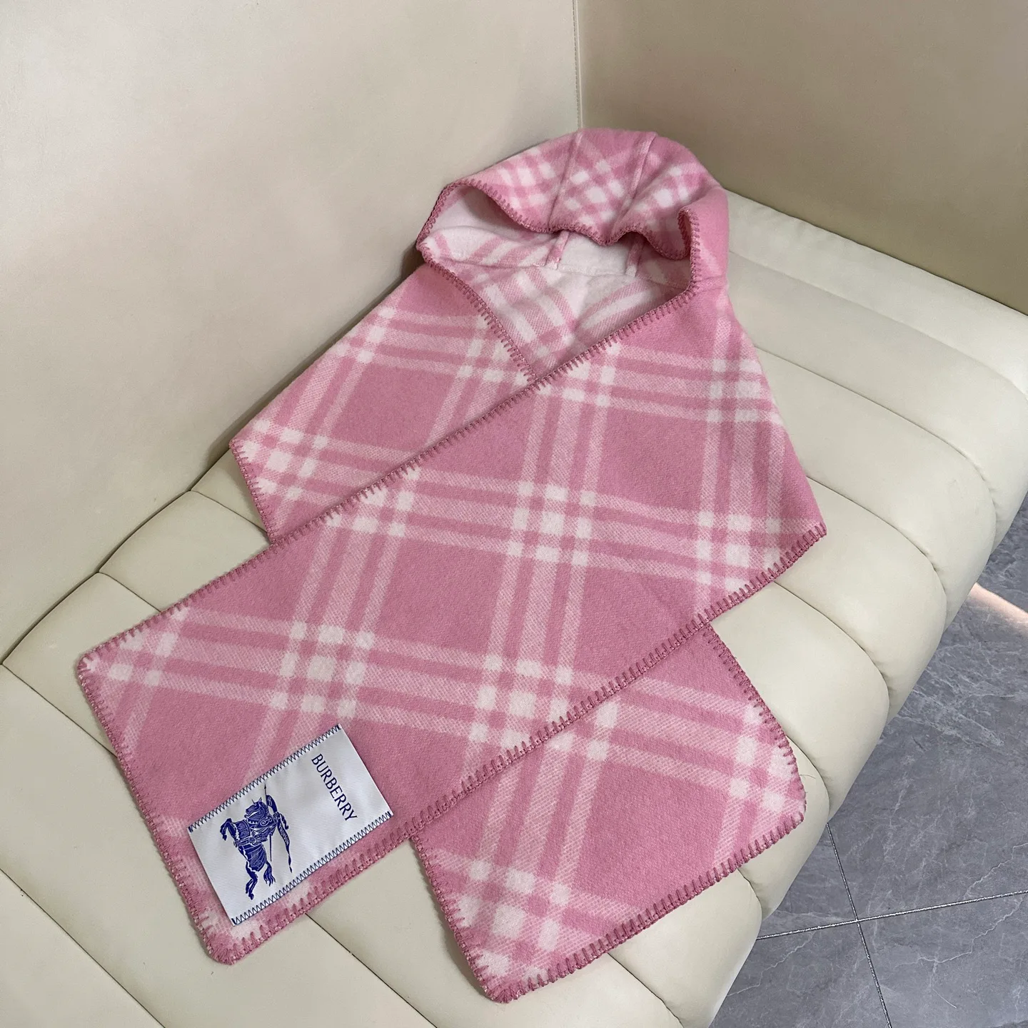 Шарфы Burberry 515815