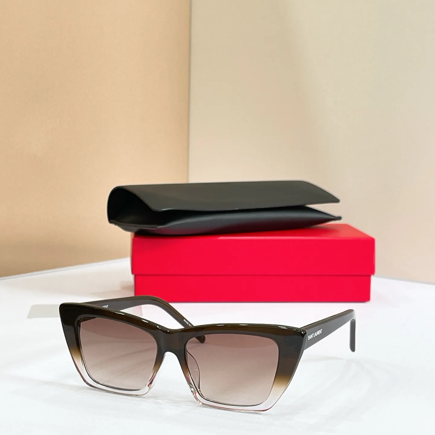 Очки Saint Laurent 17495847