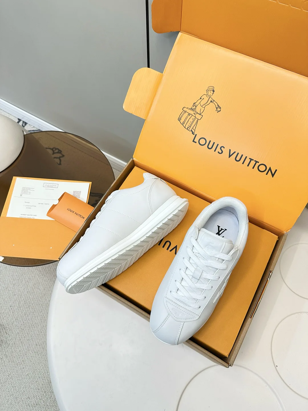 Кроссовки Женские Louis Vuitton 13561063