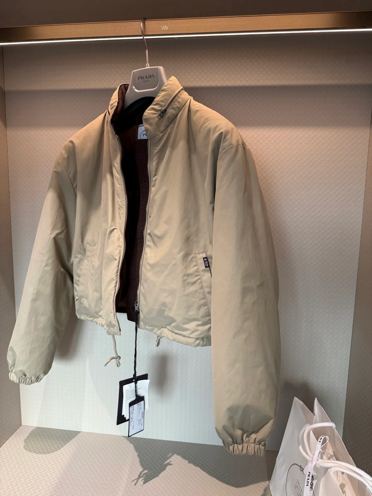 Куртки И Пуховики Женские Prada 18391913