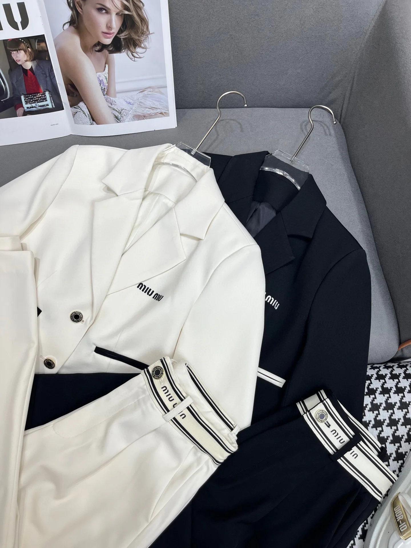 Костюмы Женские Miu Miu 9511