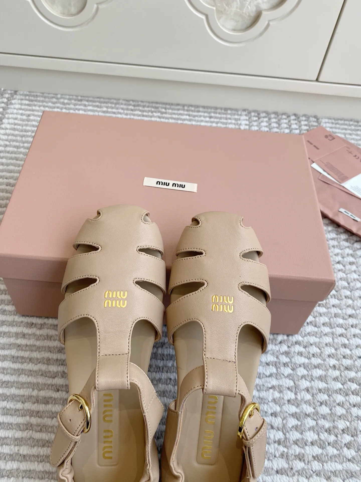 Босоножки Женские Miu Miu 11668860