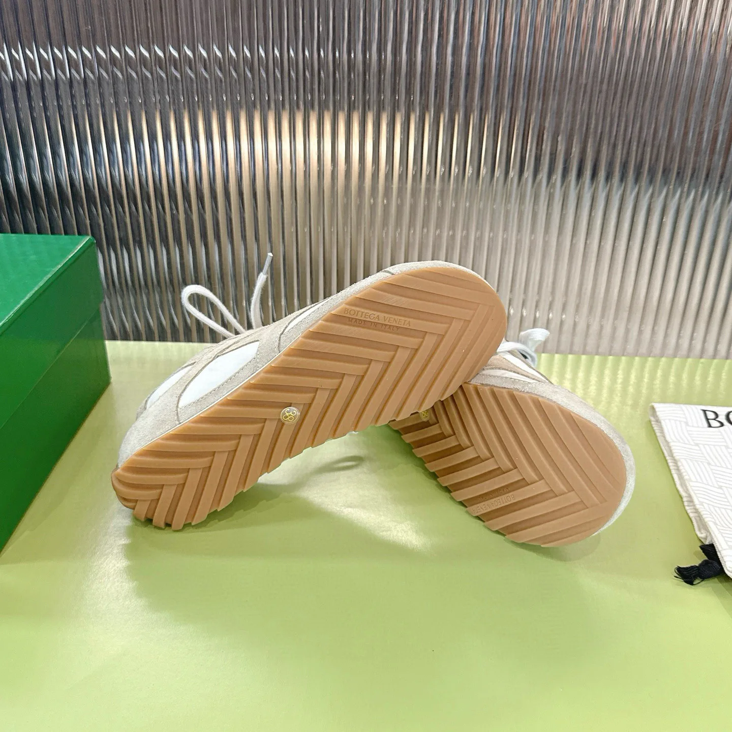 Кроссовки Женские Bottega Veneta 109619