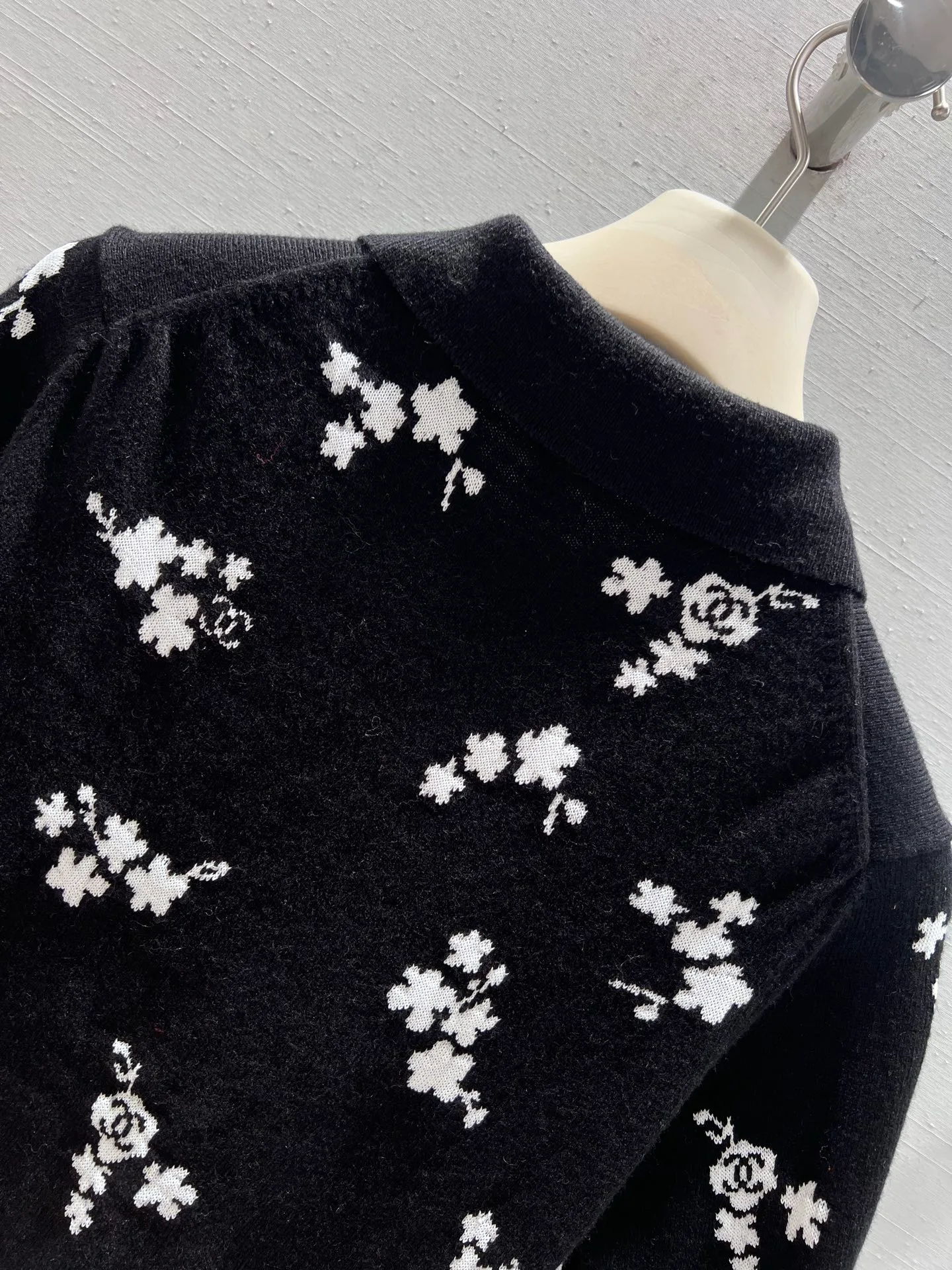 Джемперы И Свитеры Женские Chanel 5025285
