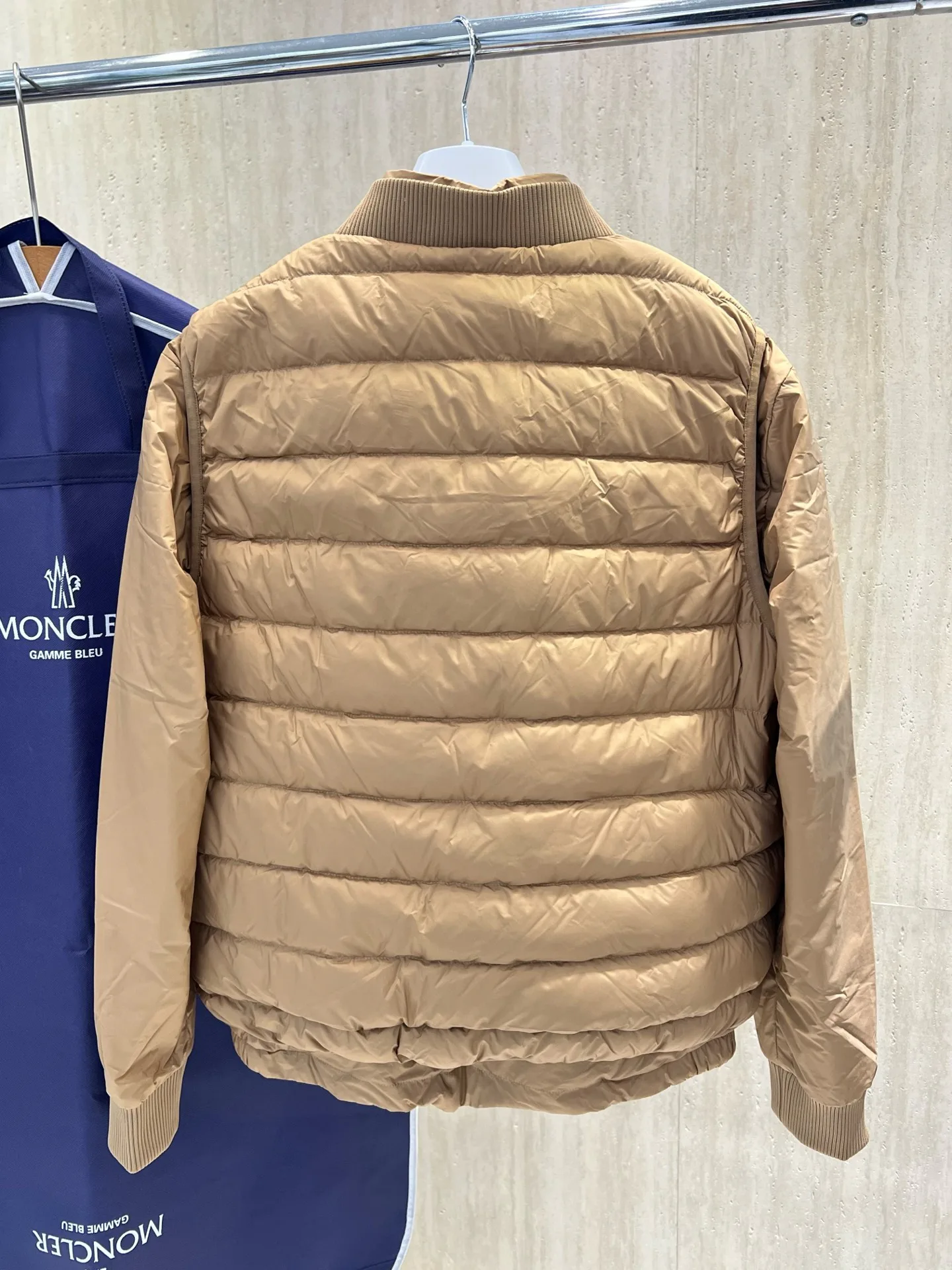 Куртки И Пуховики Женские Moncler 18264465