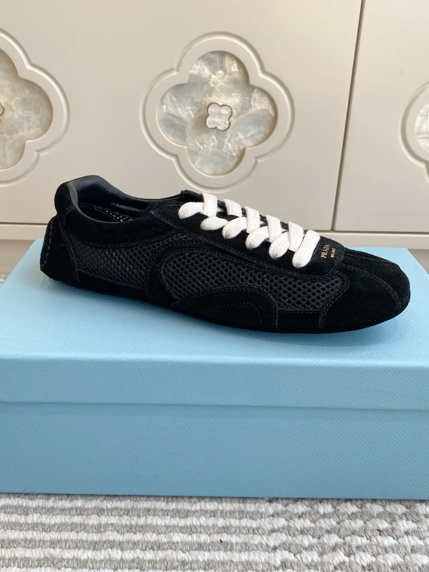 Кроссовки Женские Prada 11870117