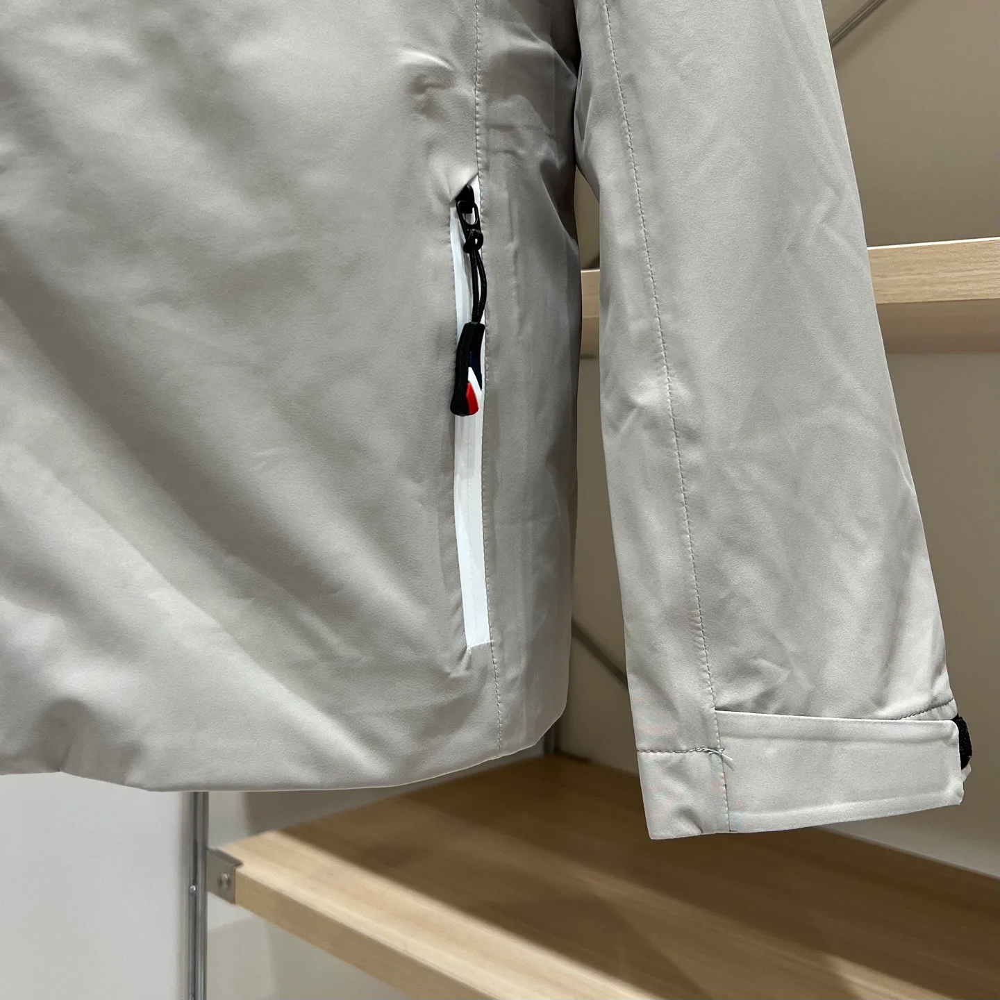 Куртки И Пуховики Женские Moncler 18131363