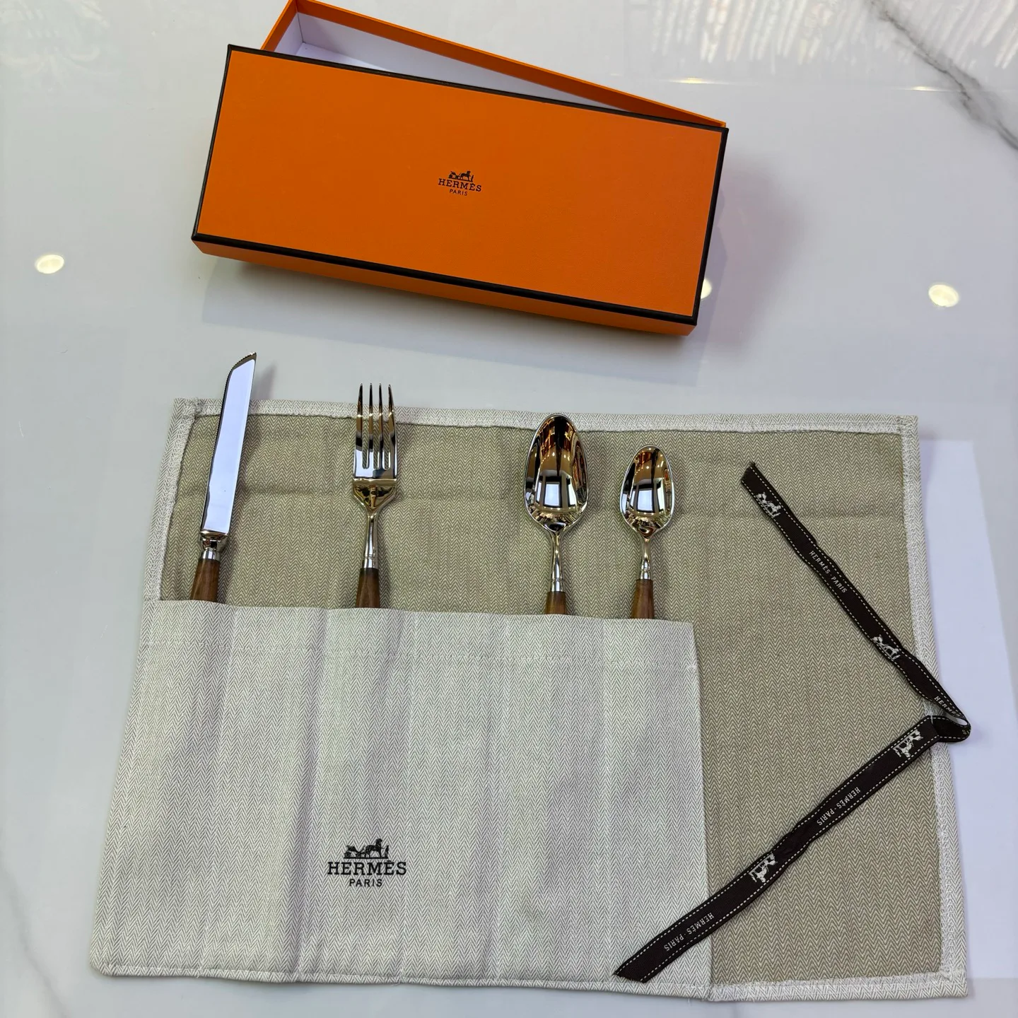 Посуда Hermes 380185