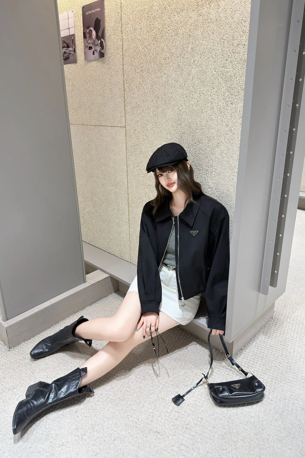 Куртки И Пуховики Женские Prada 18249135