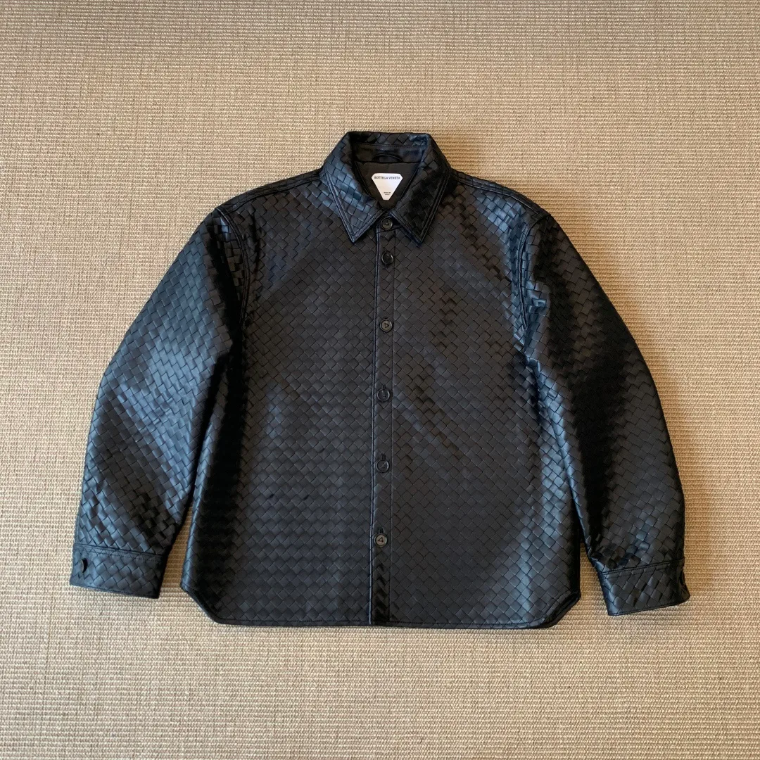Кожаные Куртки И Дублёнки Женские Bottega Veneta 17930820