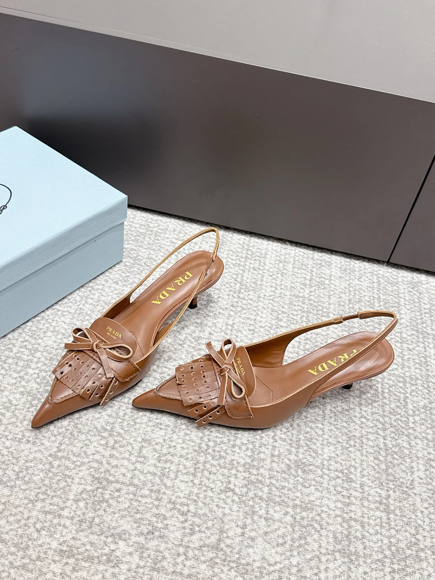 Туфли Женские Prada 13540593