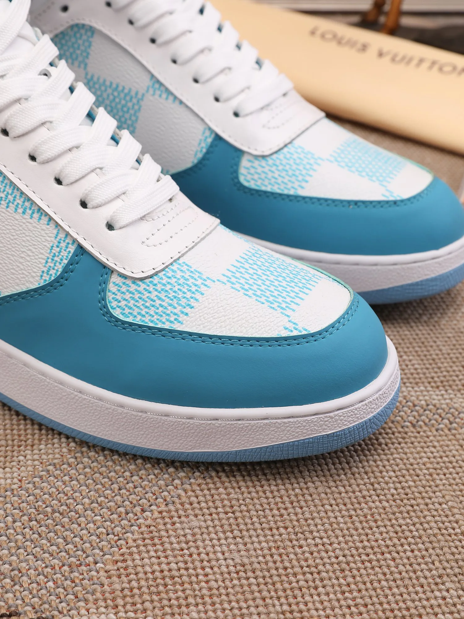 Кроссовки Мужские Louis Vuitton 438126