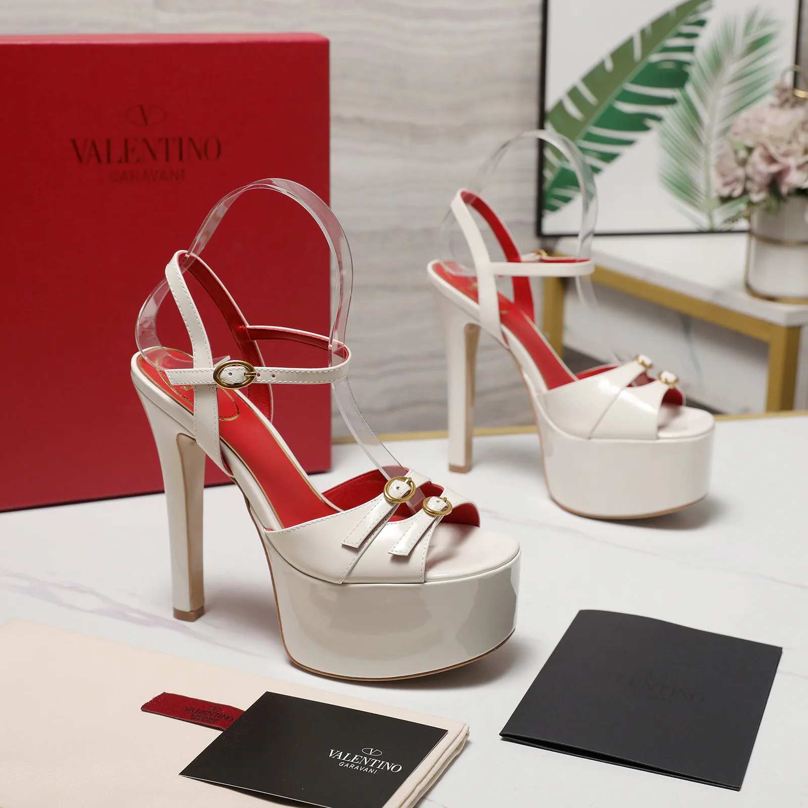 Босоножки Женские Valentino 13542425