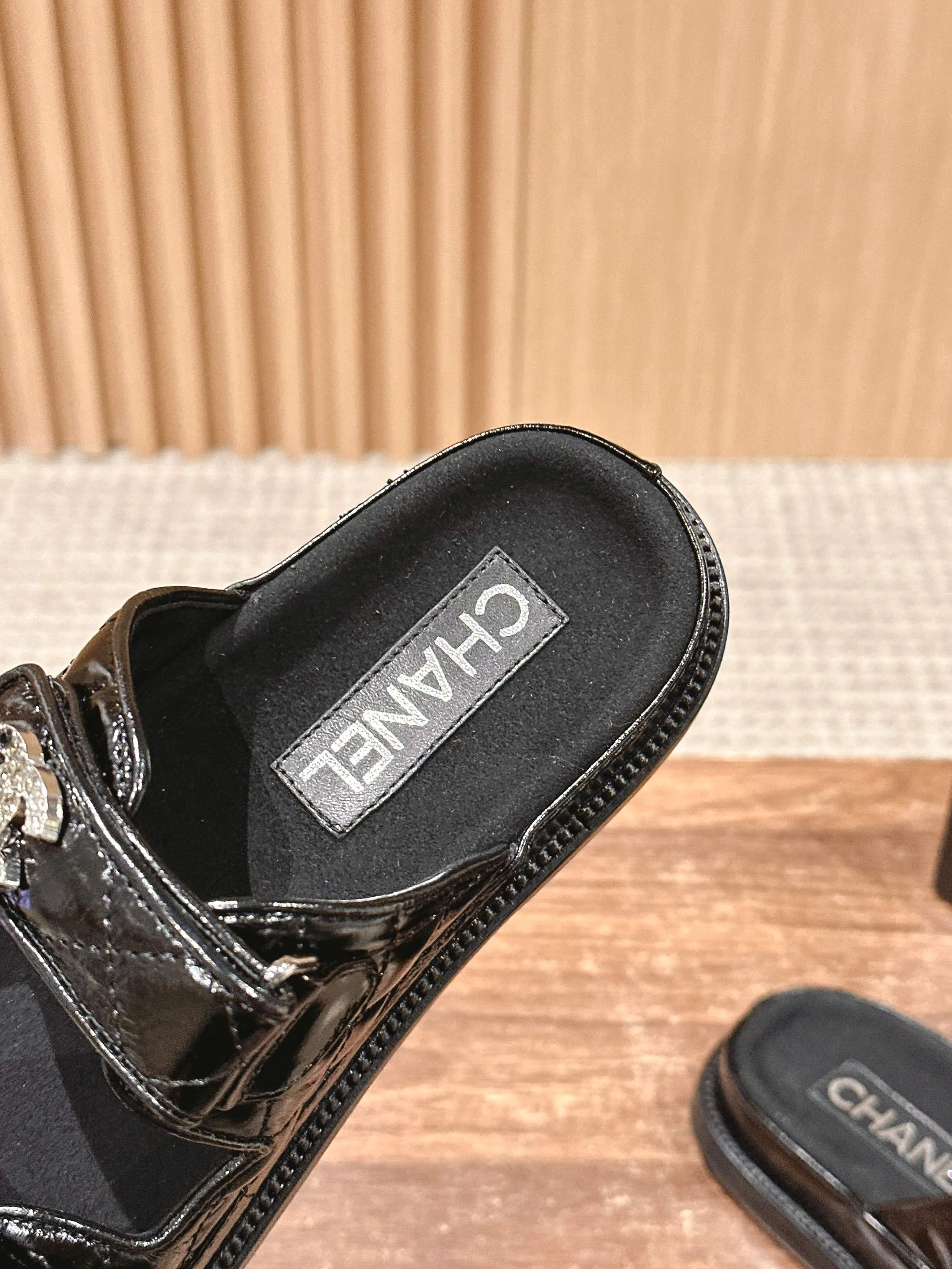 Шлепанцы Женские Chanel 33728