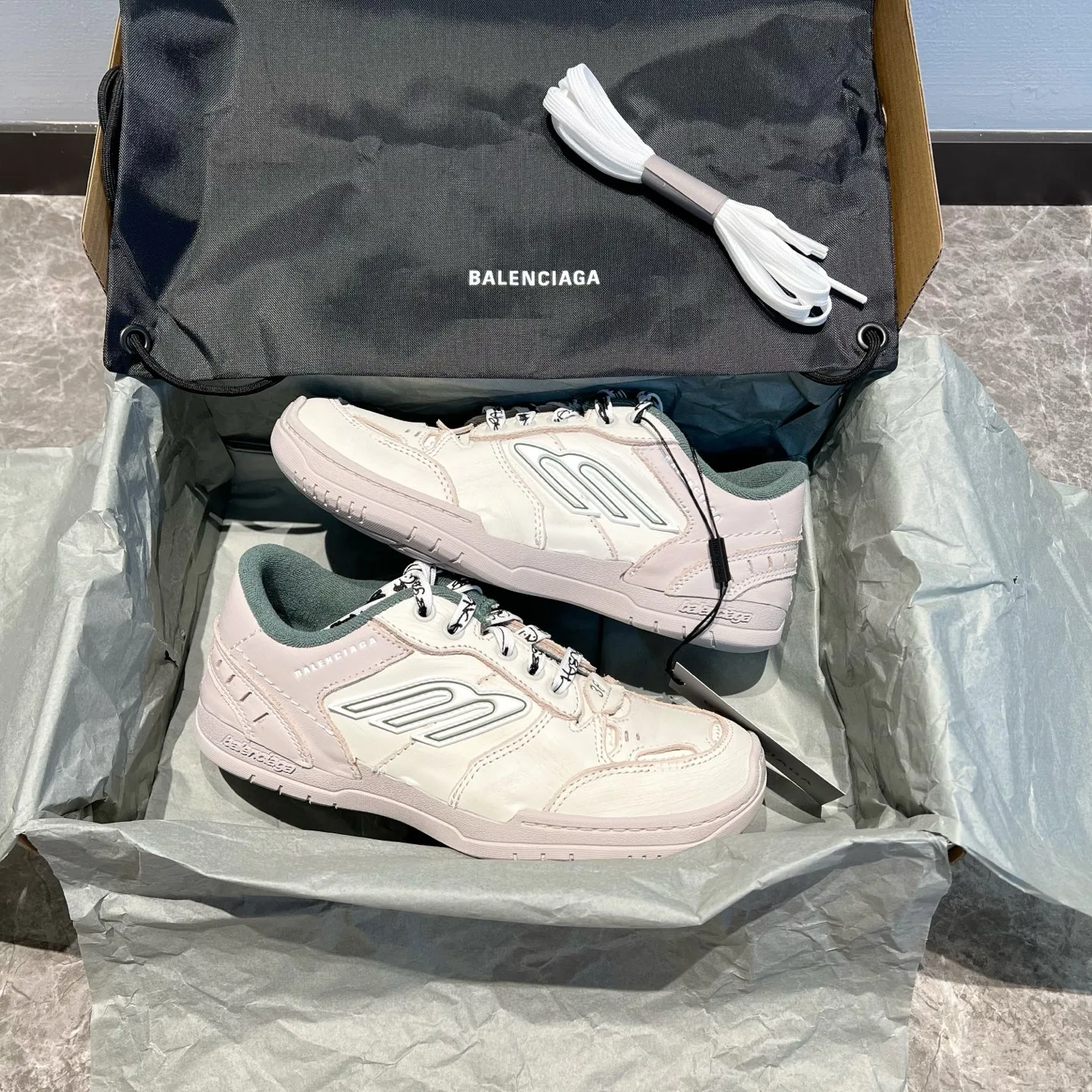 Кроссовки Женские Balenciaga 309066