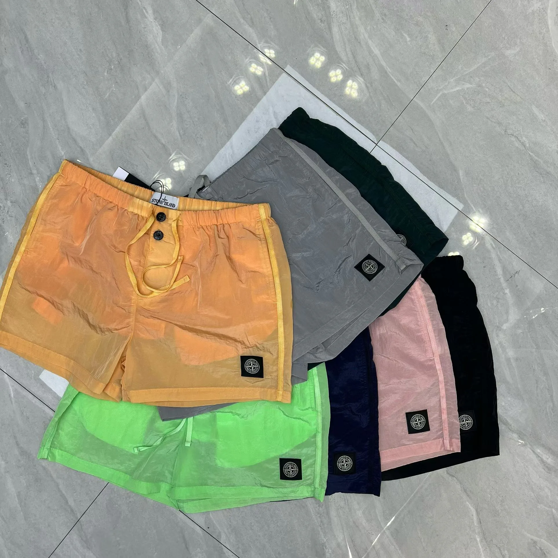 Куртки И Пуховики Женские Stone Island 11018085