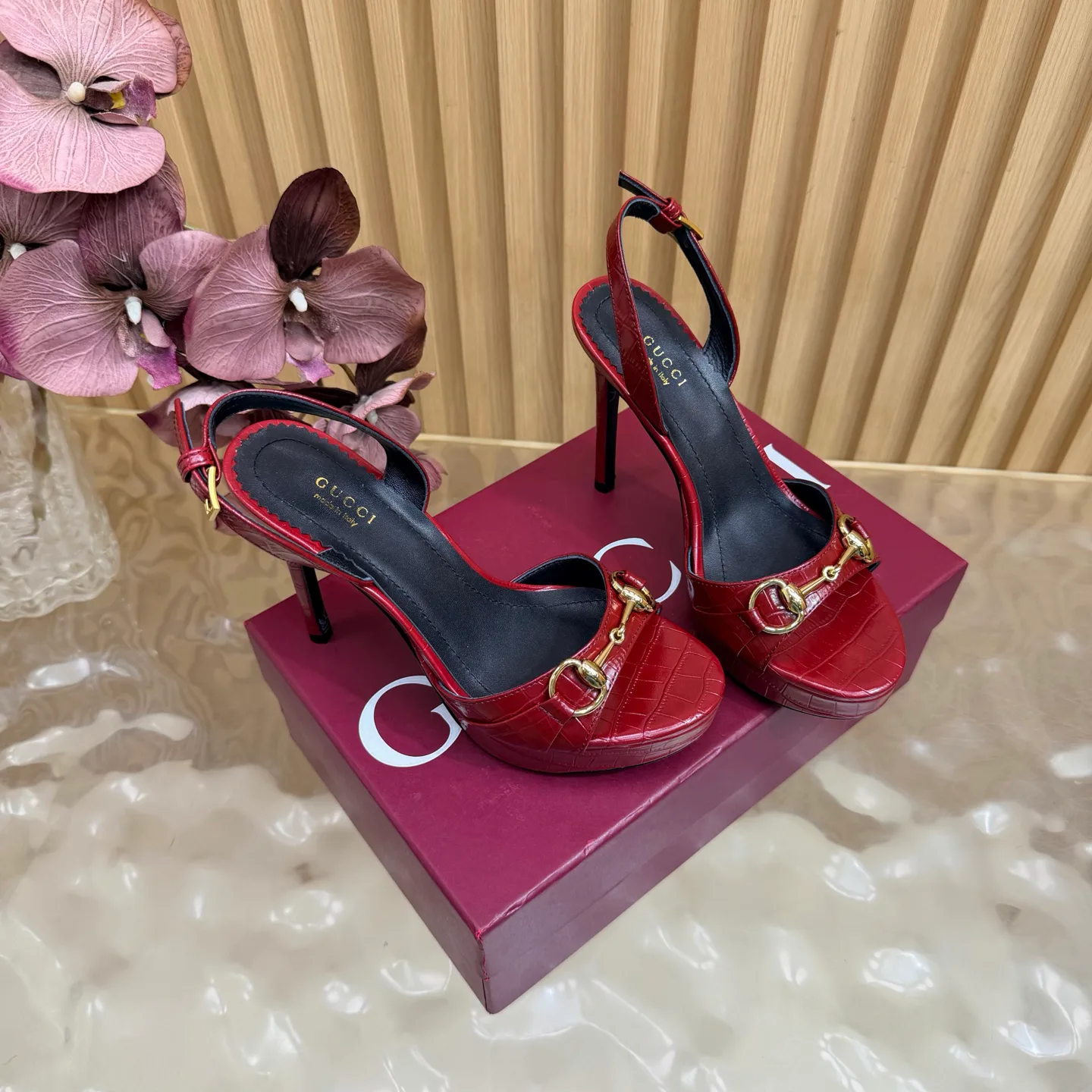 Босоножки Женские Gucci 17467487