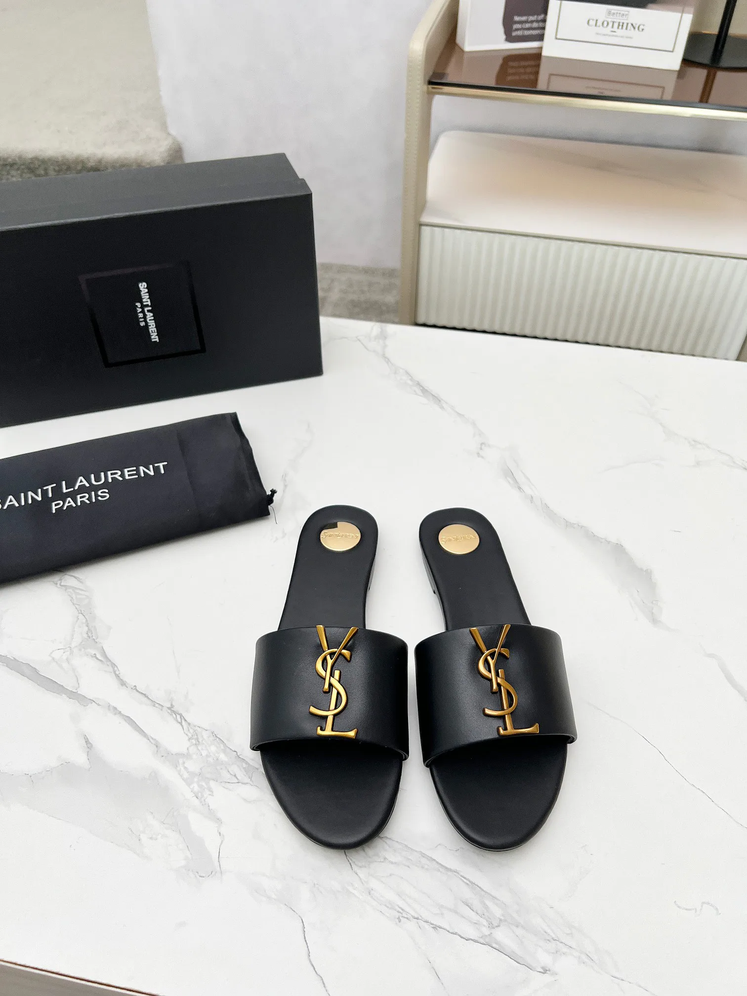 Шлепанцы Женские Saint Laurent 262233