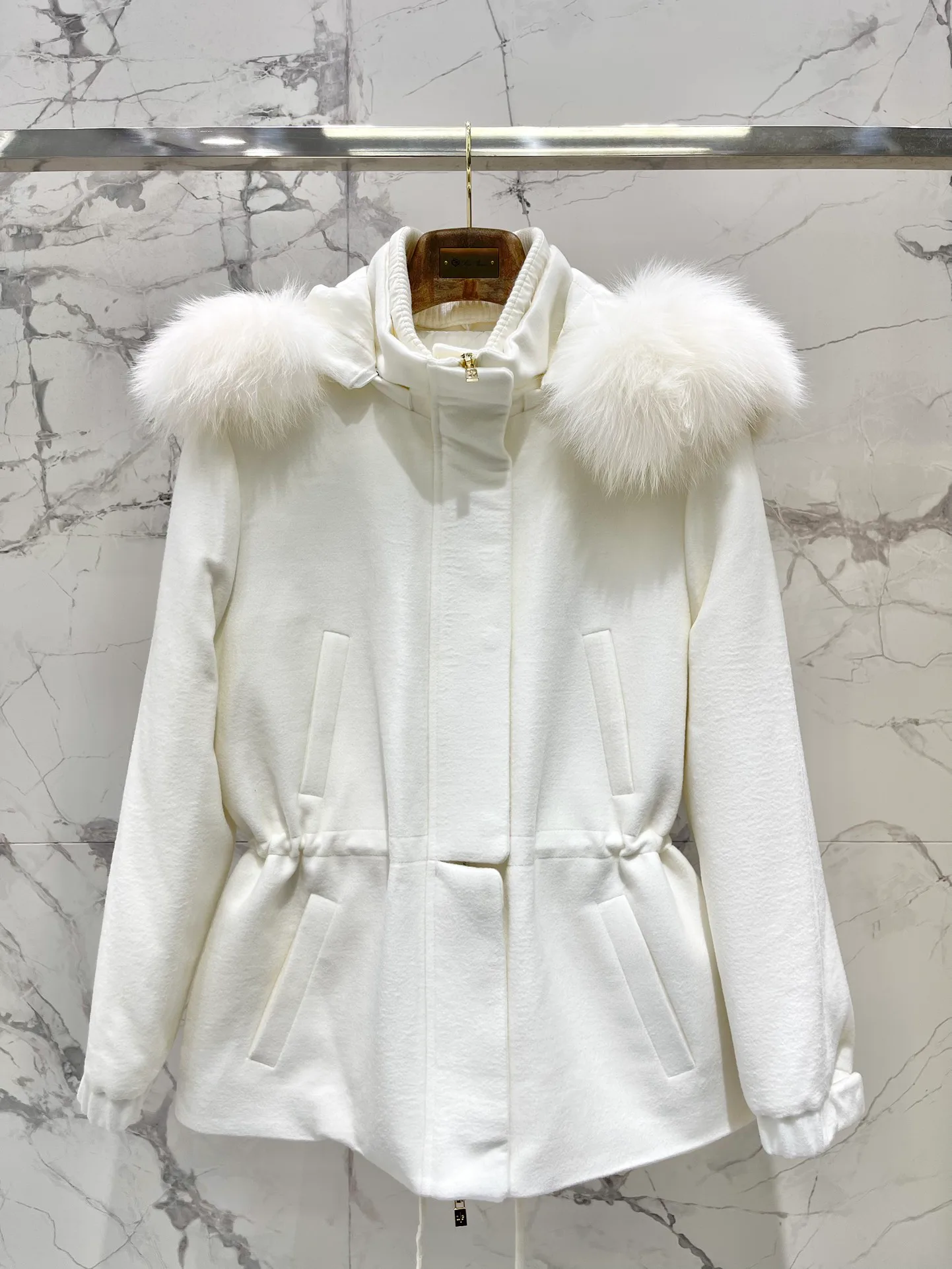 Куртки И Пуховики Женские Loro Piana 1144975