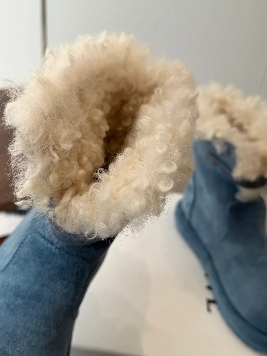 Угги Женские Loewe 19152374