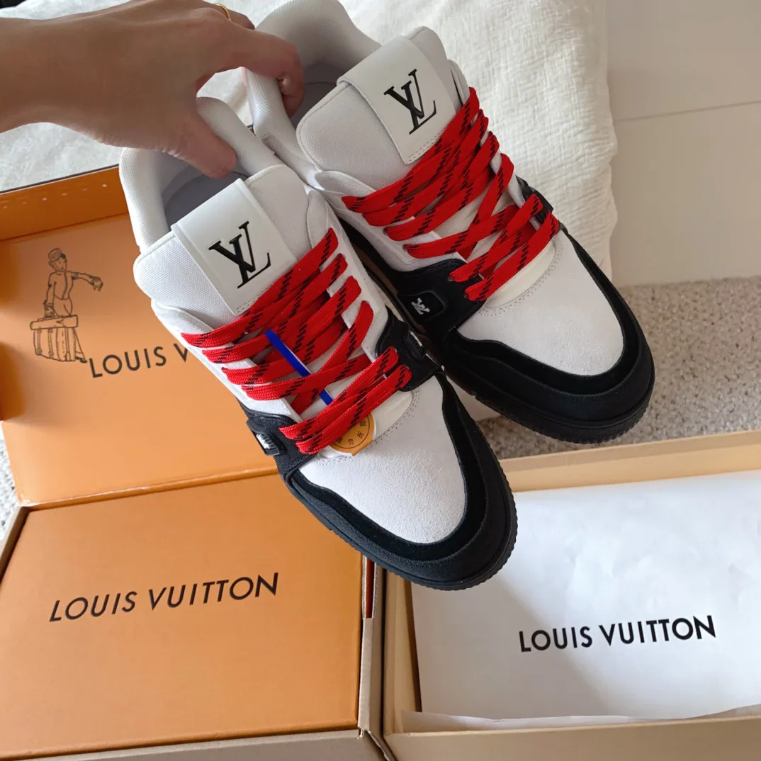 Кроссовки Женские Louis Vuitton 10290587