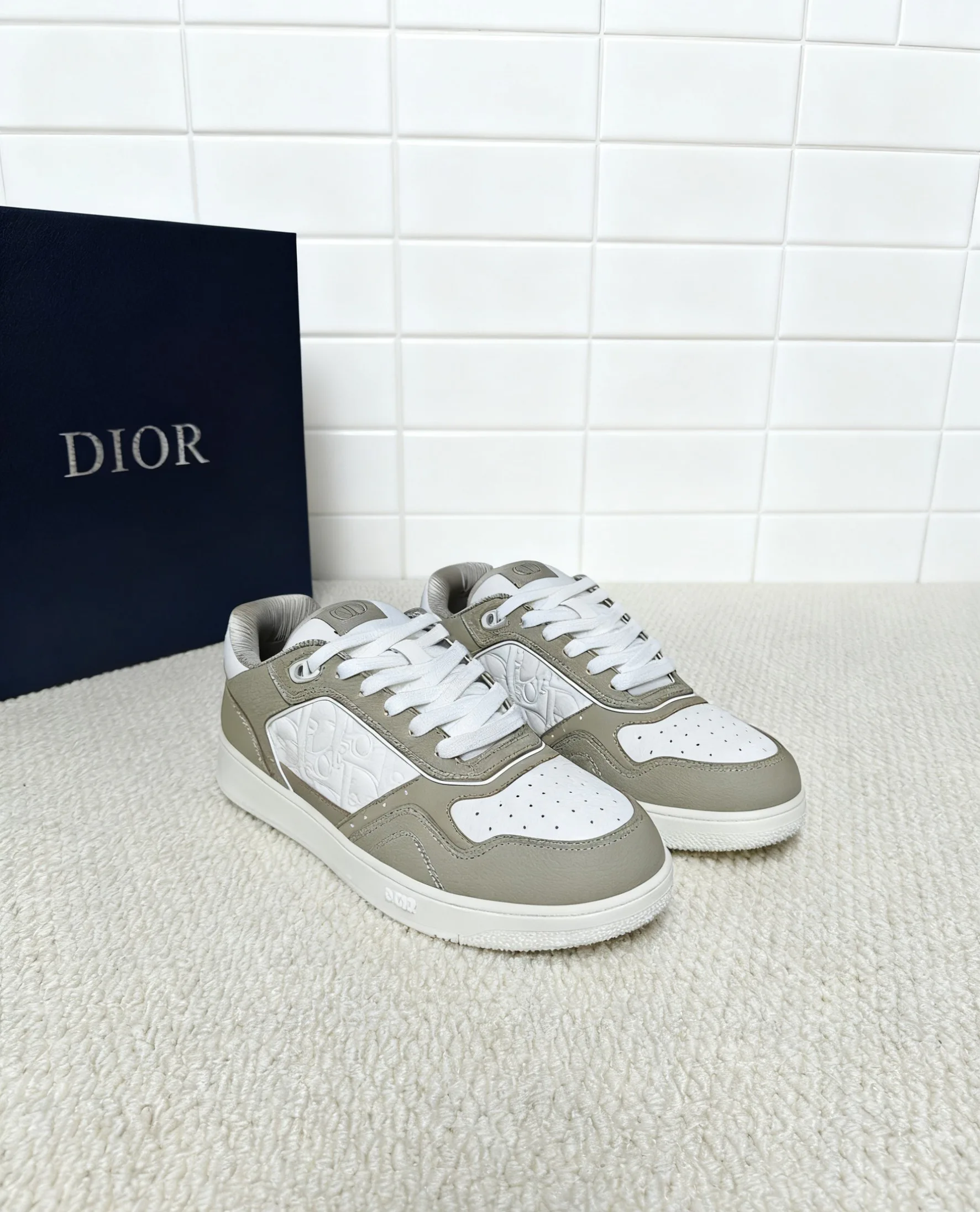 Кроссовки Женские Christian Dior 541370