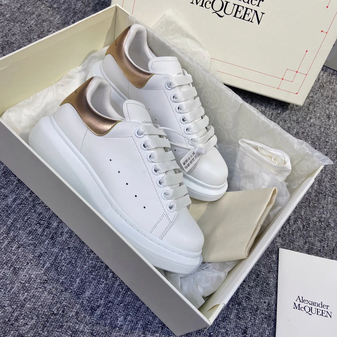 Кроссовки Женские Alexander Mcqueen 17963416