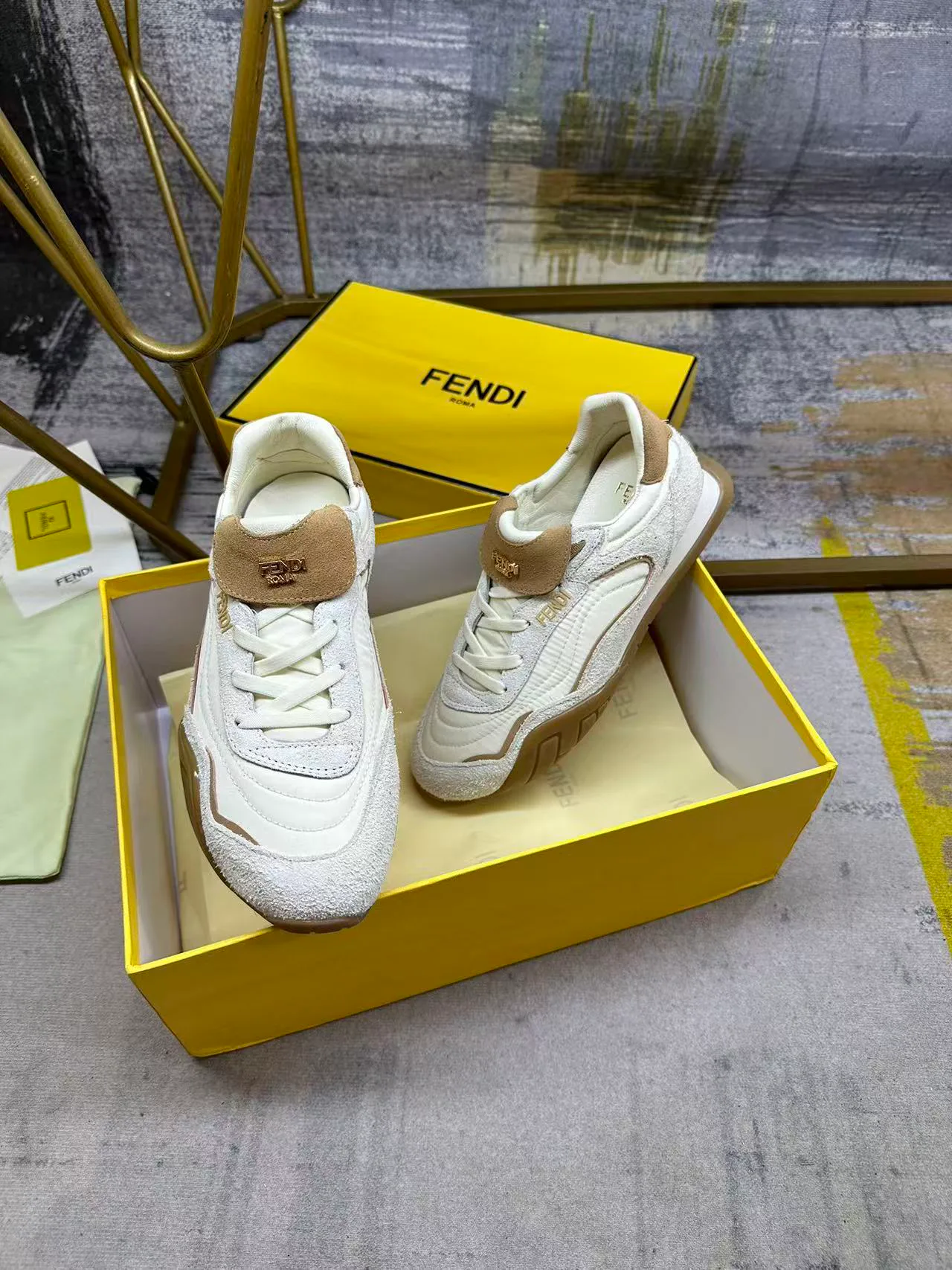 Кроссовки Женские Fendi 9856766