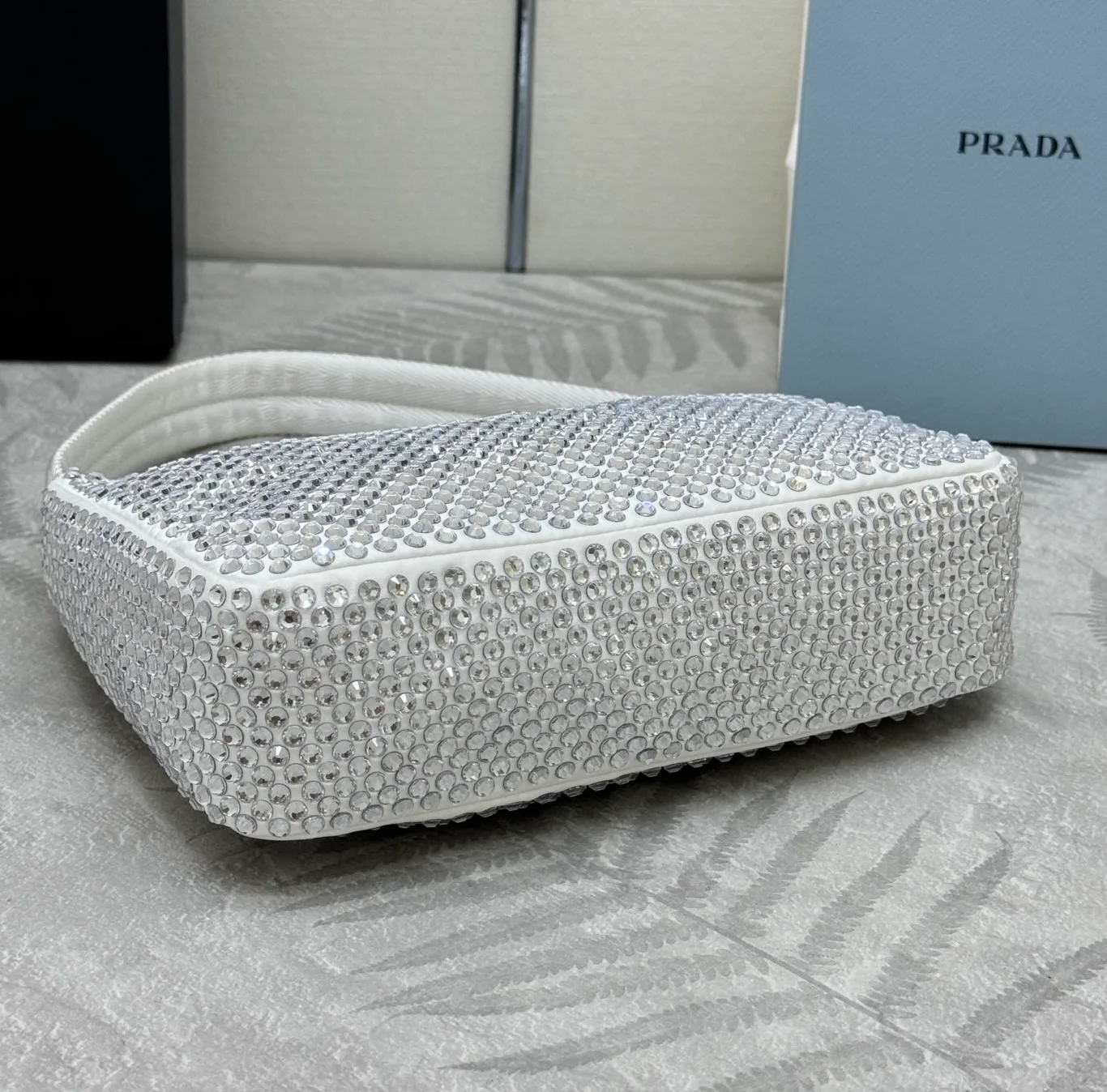 Сумки На Ремне Женские Prada 11788390