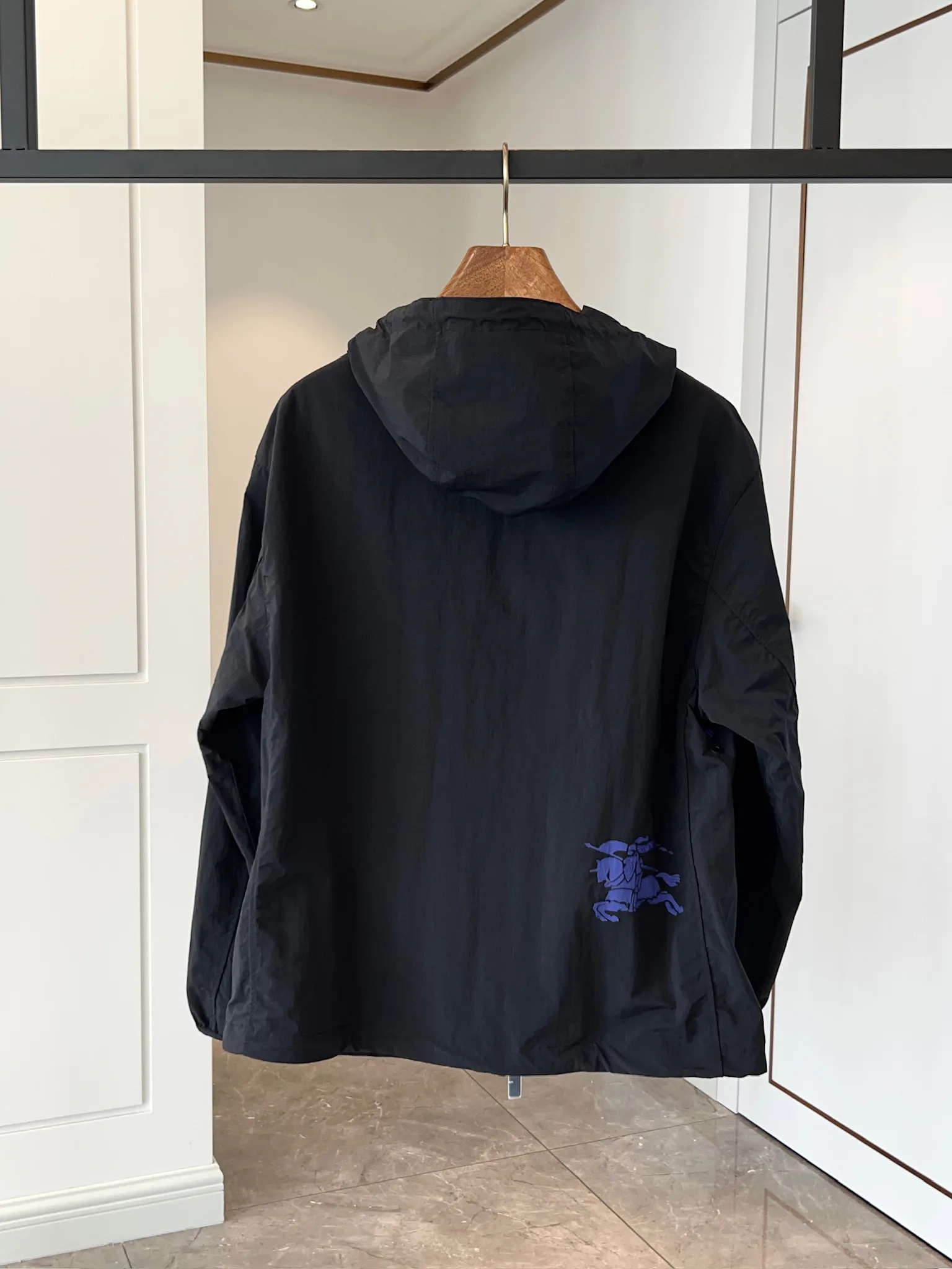 Куртки И Пуховики Мужские Burberry 811149