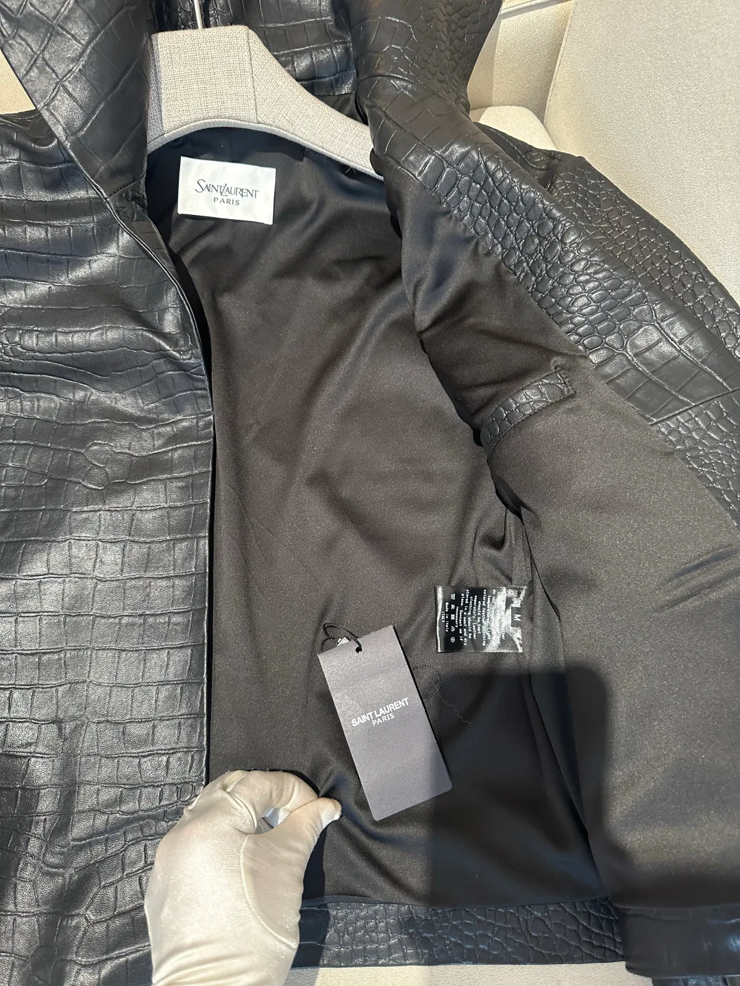 Кожаные Куртки И Дублёнки Женские Saint Laurent 18333456