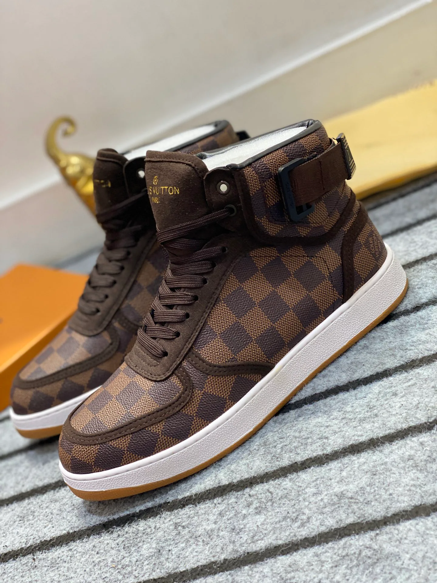 Сникерсы Мужские Louis Vuitton 261182